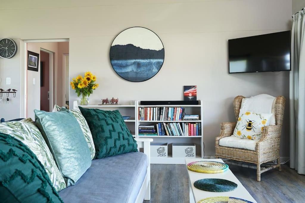 Two-Bedroom Apartment - Photo 7