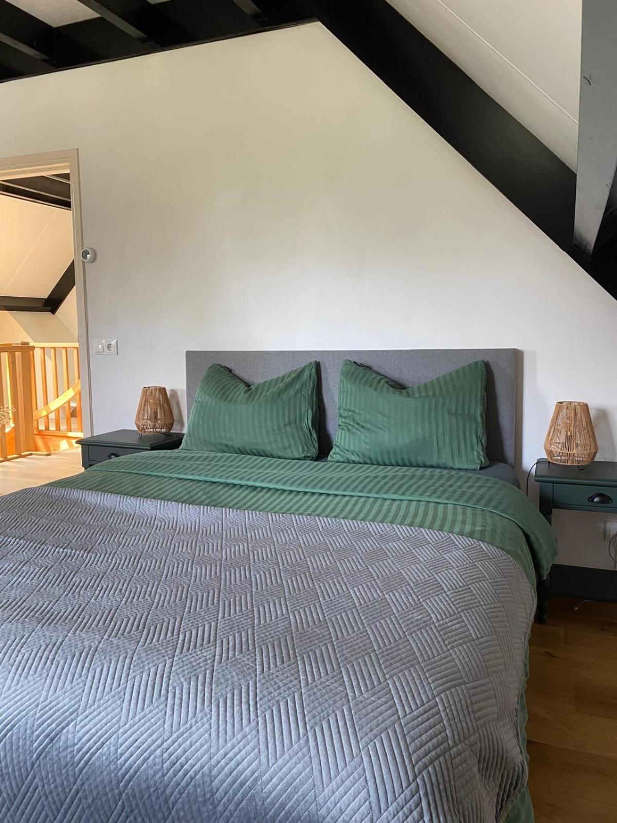 Double Room with Spa Bath photo 3