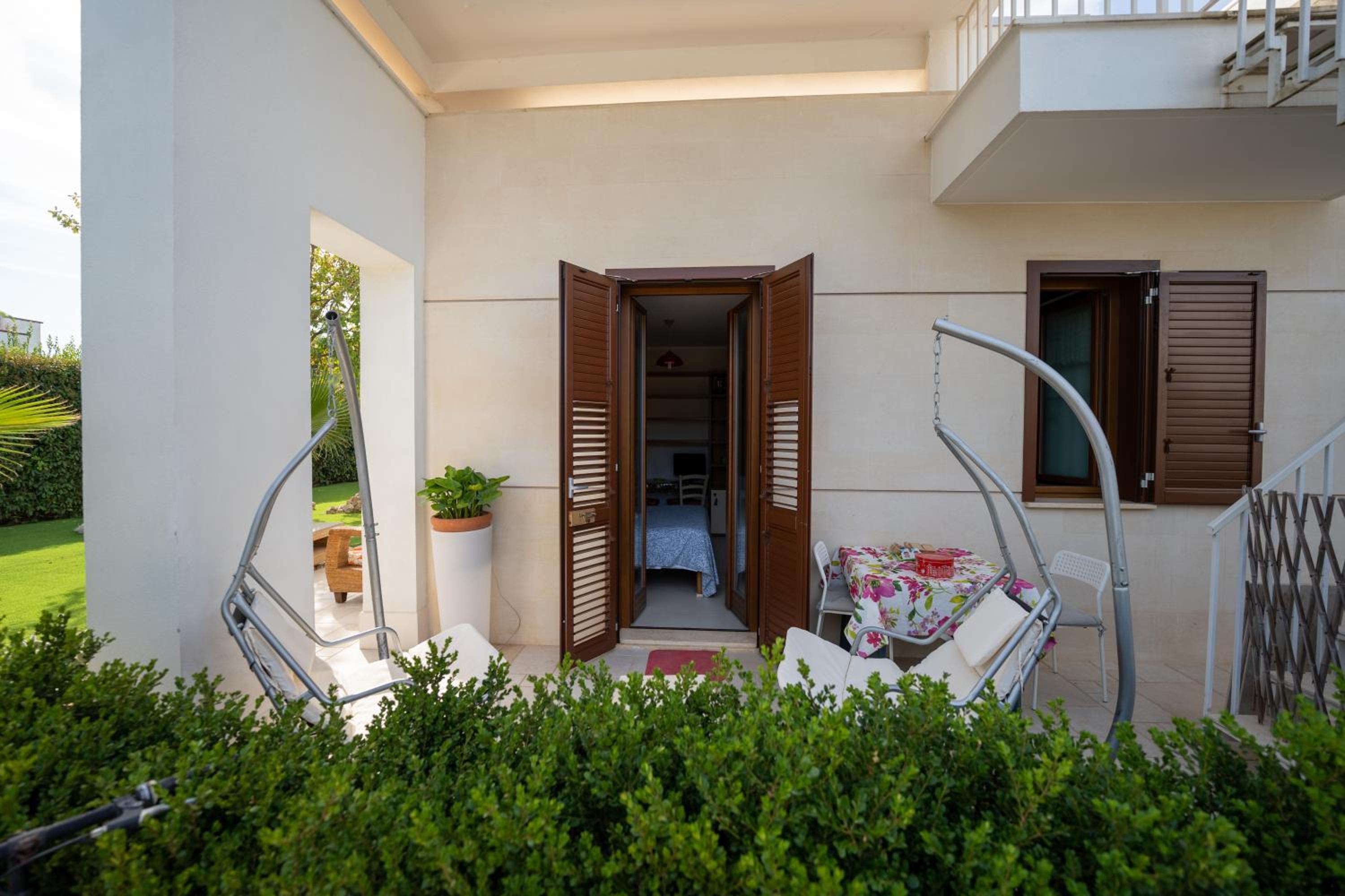 Villa with Garden View - Photo 25