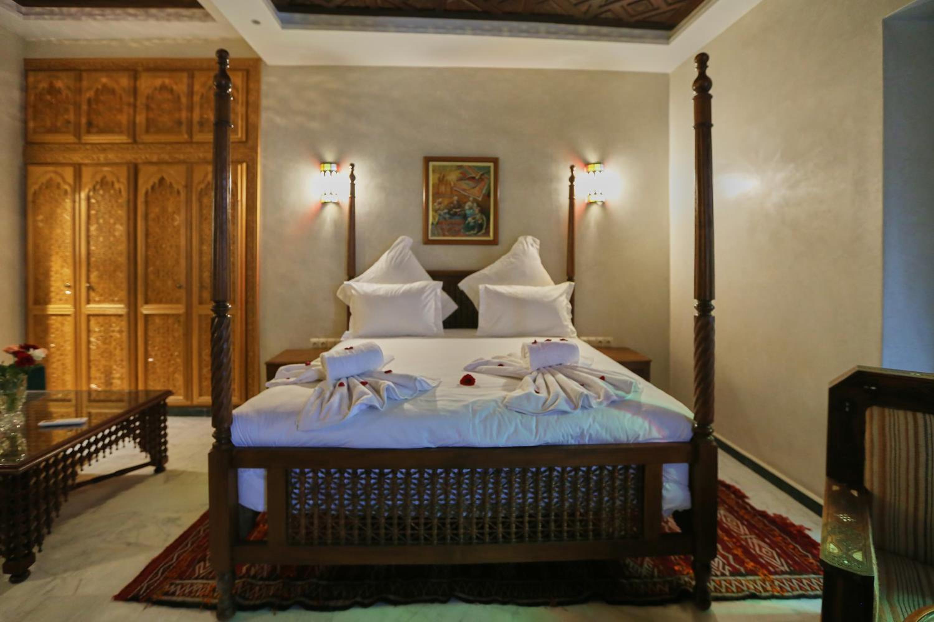 Deluxe Suite - Photo 14
