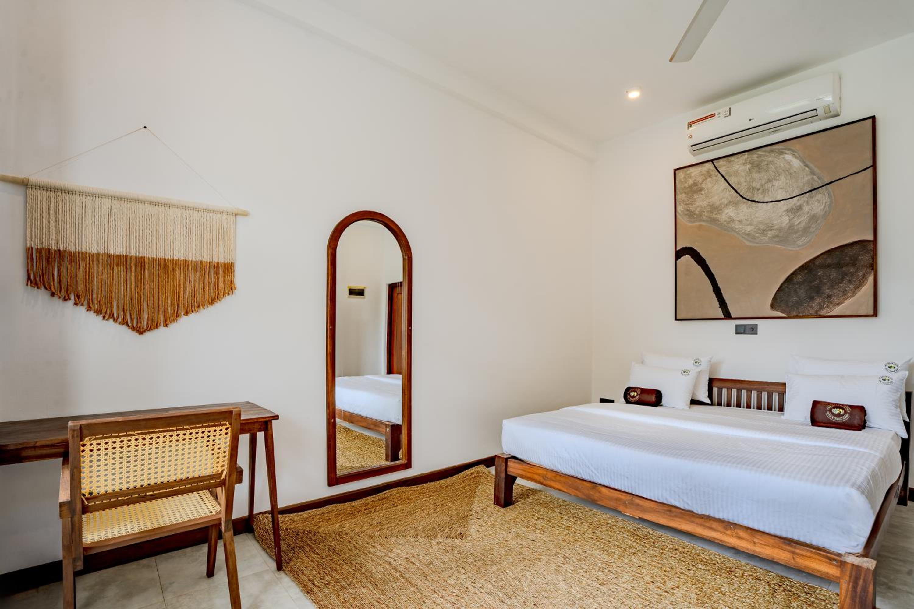 King Room with Pool View photo 2