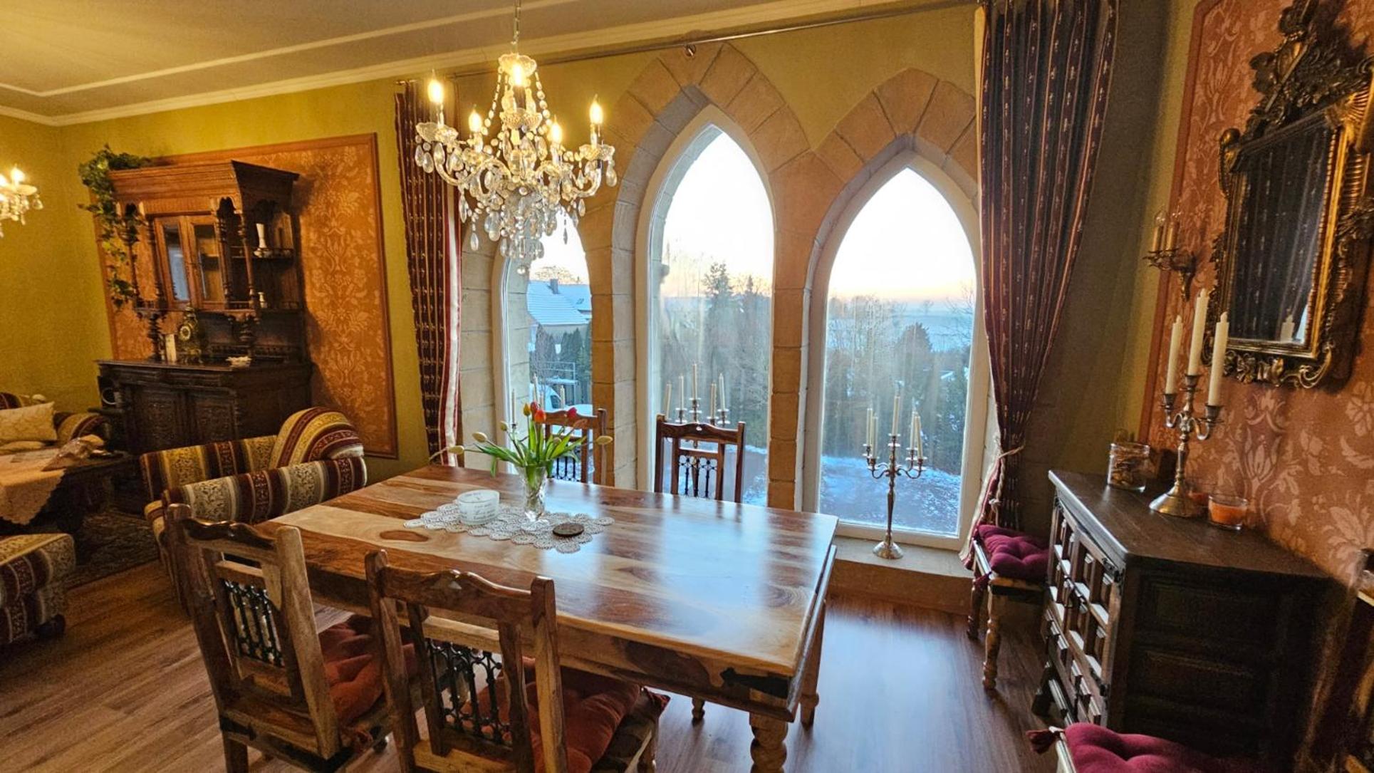 Deluxe Suite photo 2