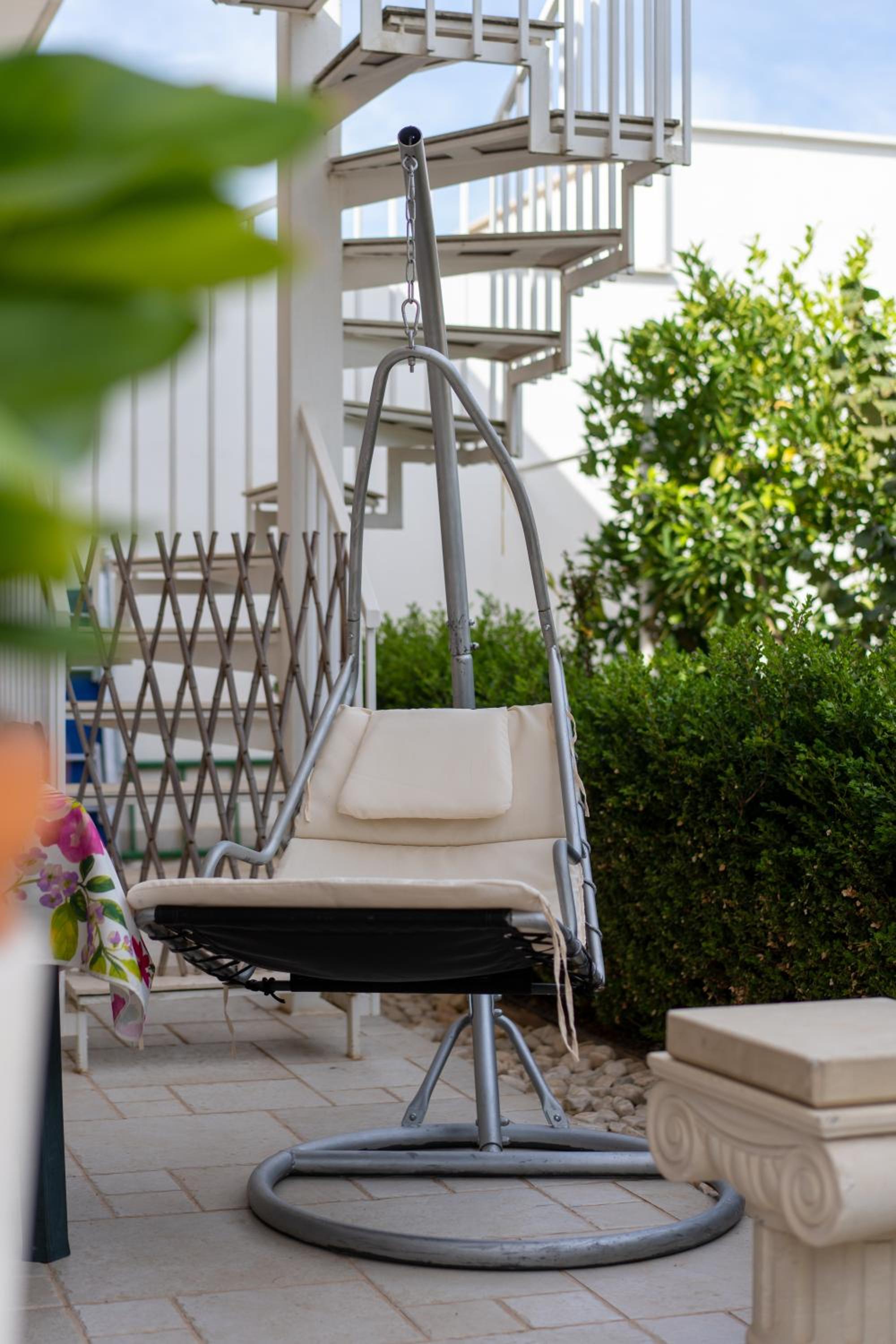 Villa with Garden View - Photo 20