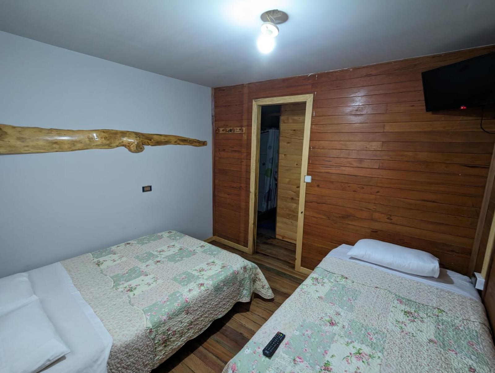 Small Twin Room photo 3