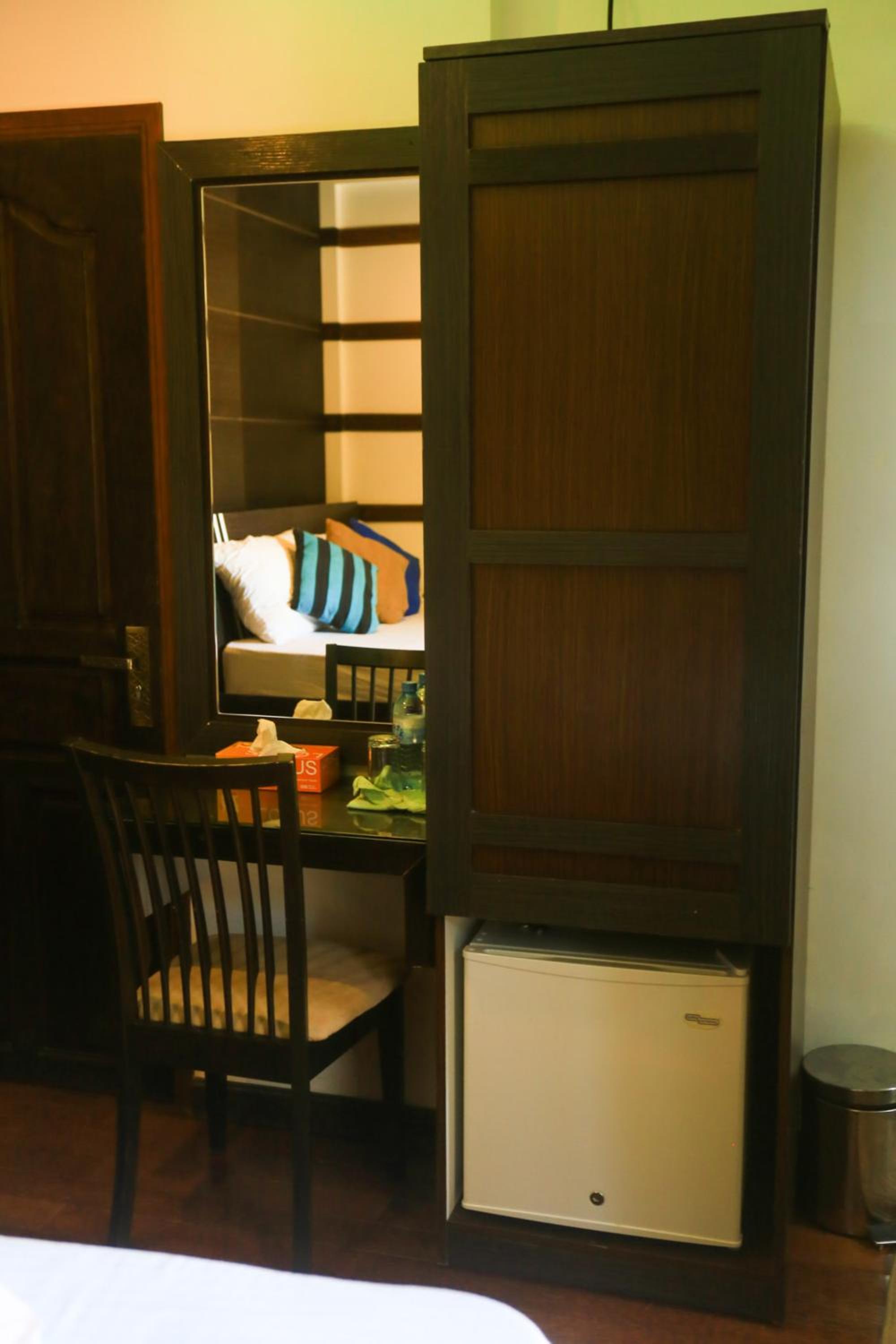 Deluxe Double Room with Balcony photo 3