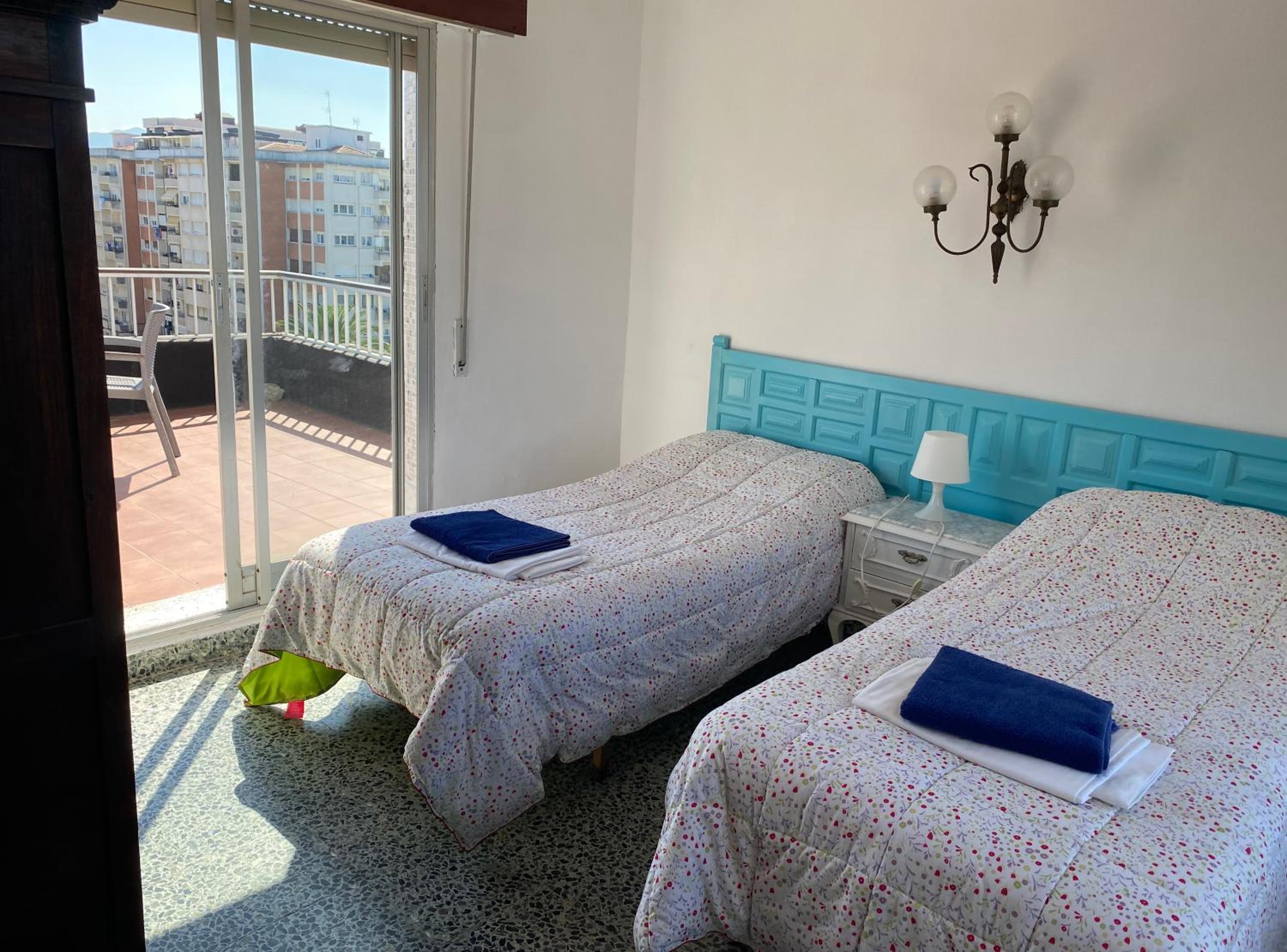 Two-Bedroom Penthouse Apartment with Sea View - Photo 1