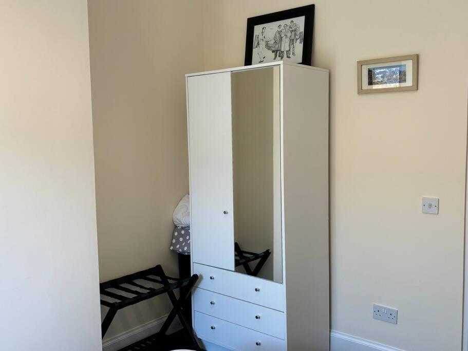 One-Bedroom House photo 1