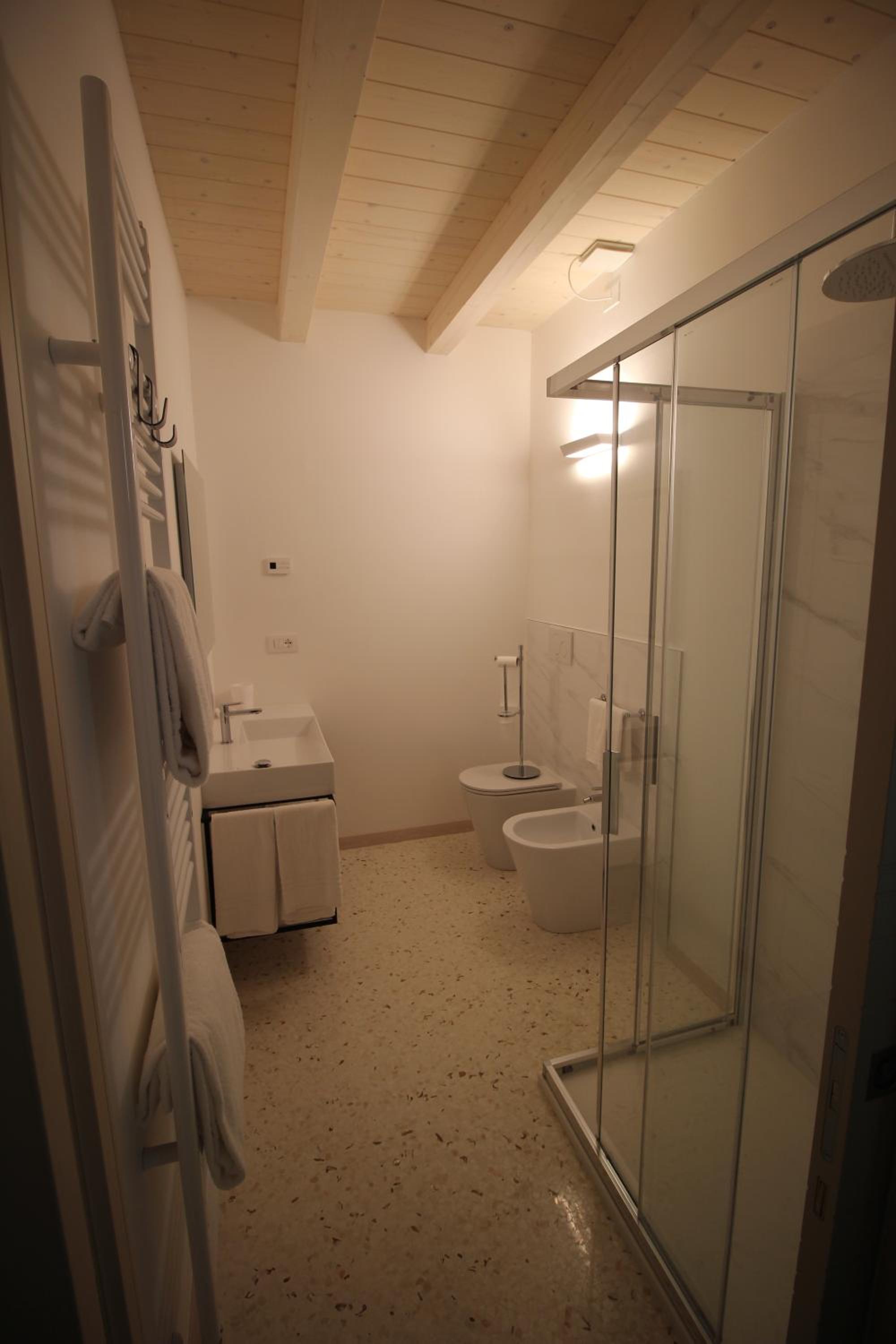 Two-Bedroom House photo 3