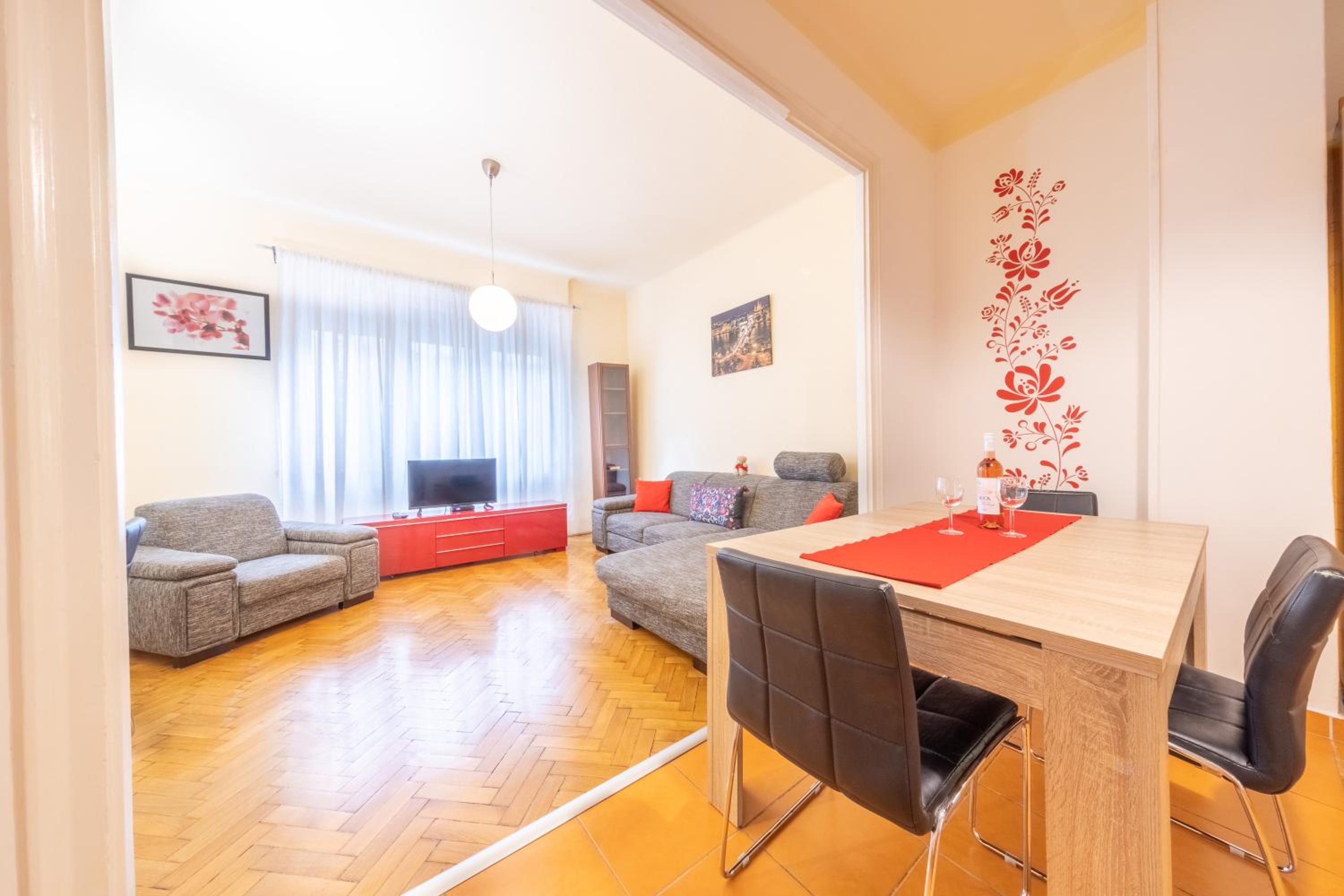 Apartment - Photo 6