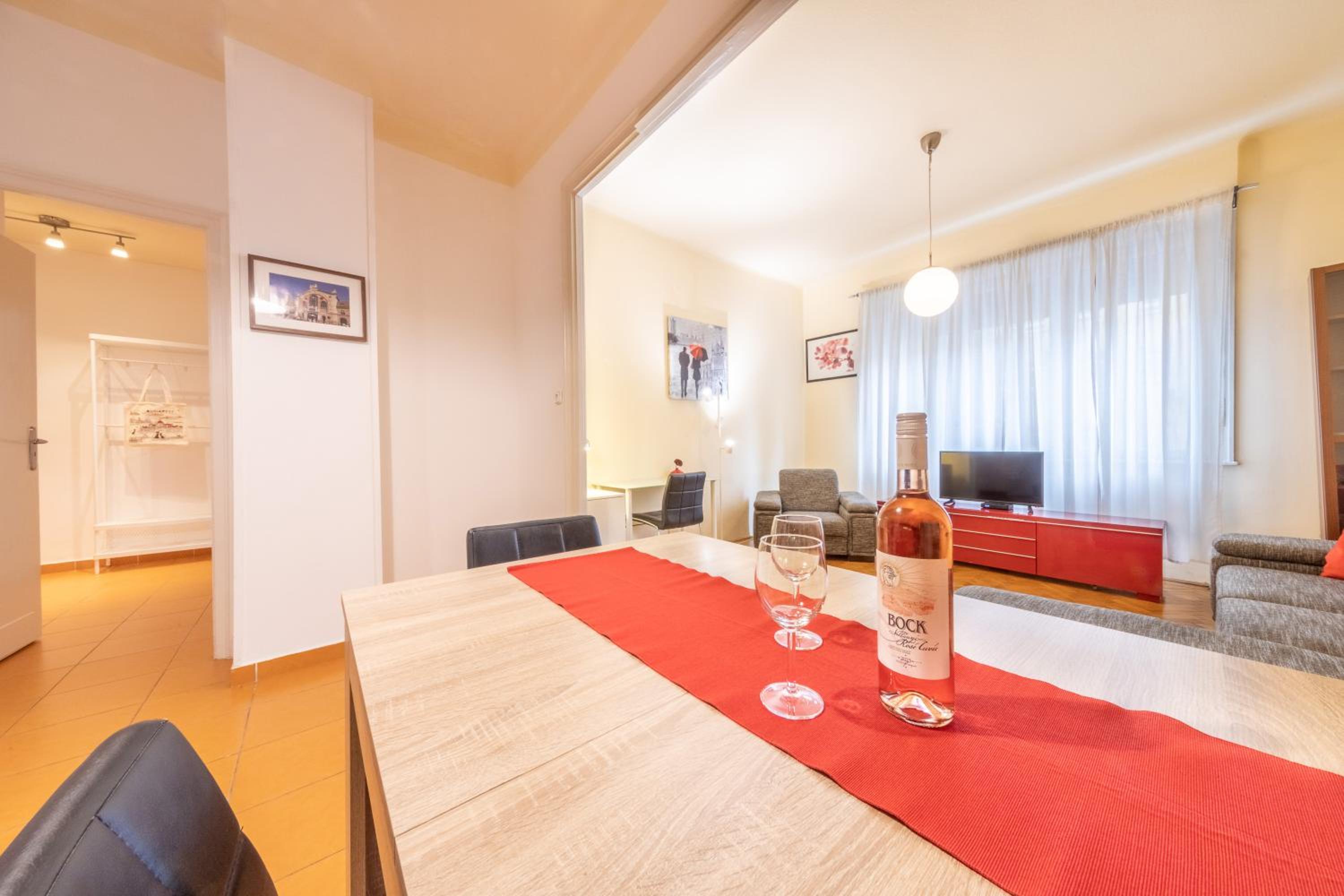 Apartment - Photo 9