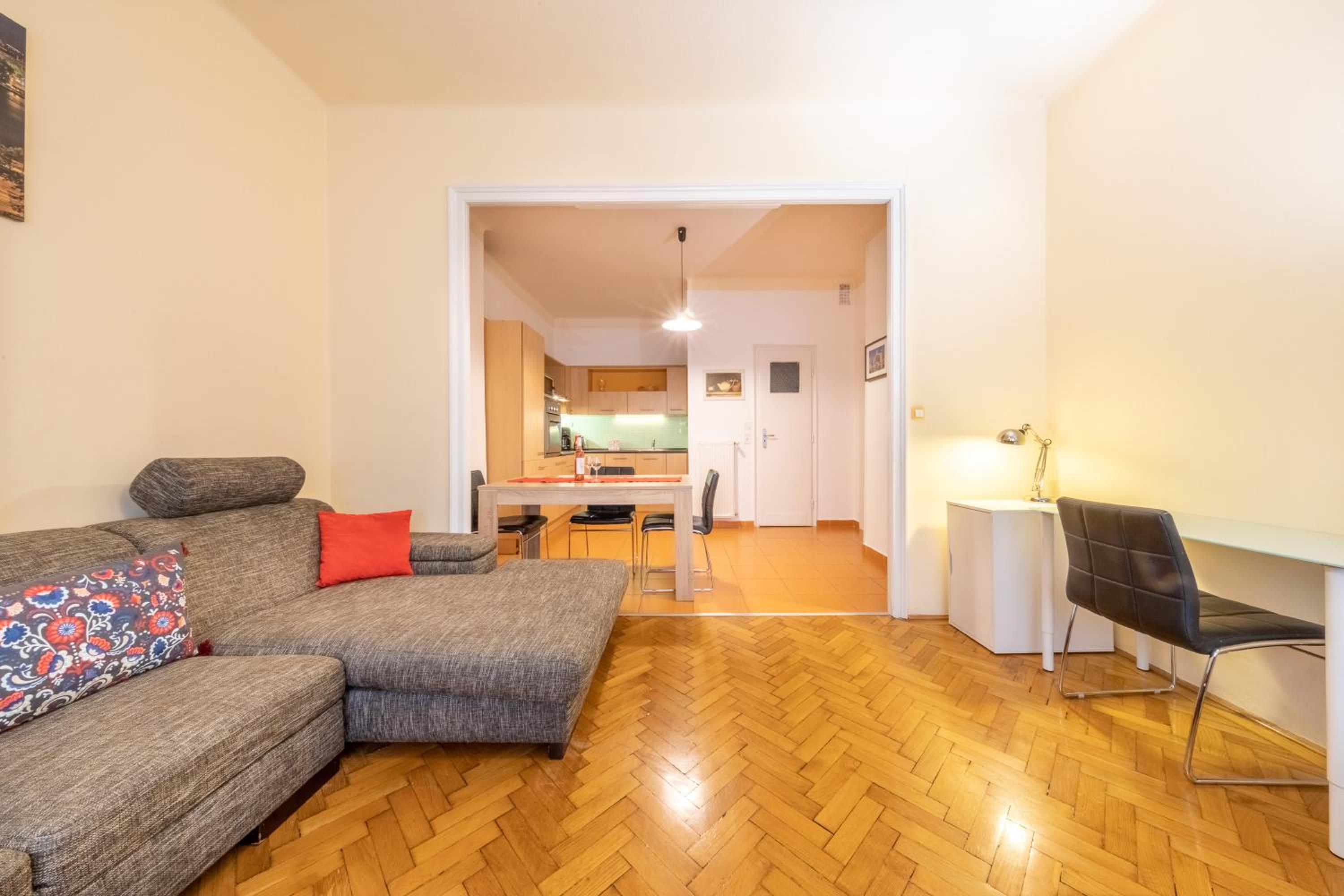 Apartment - Photo 10