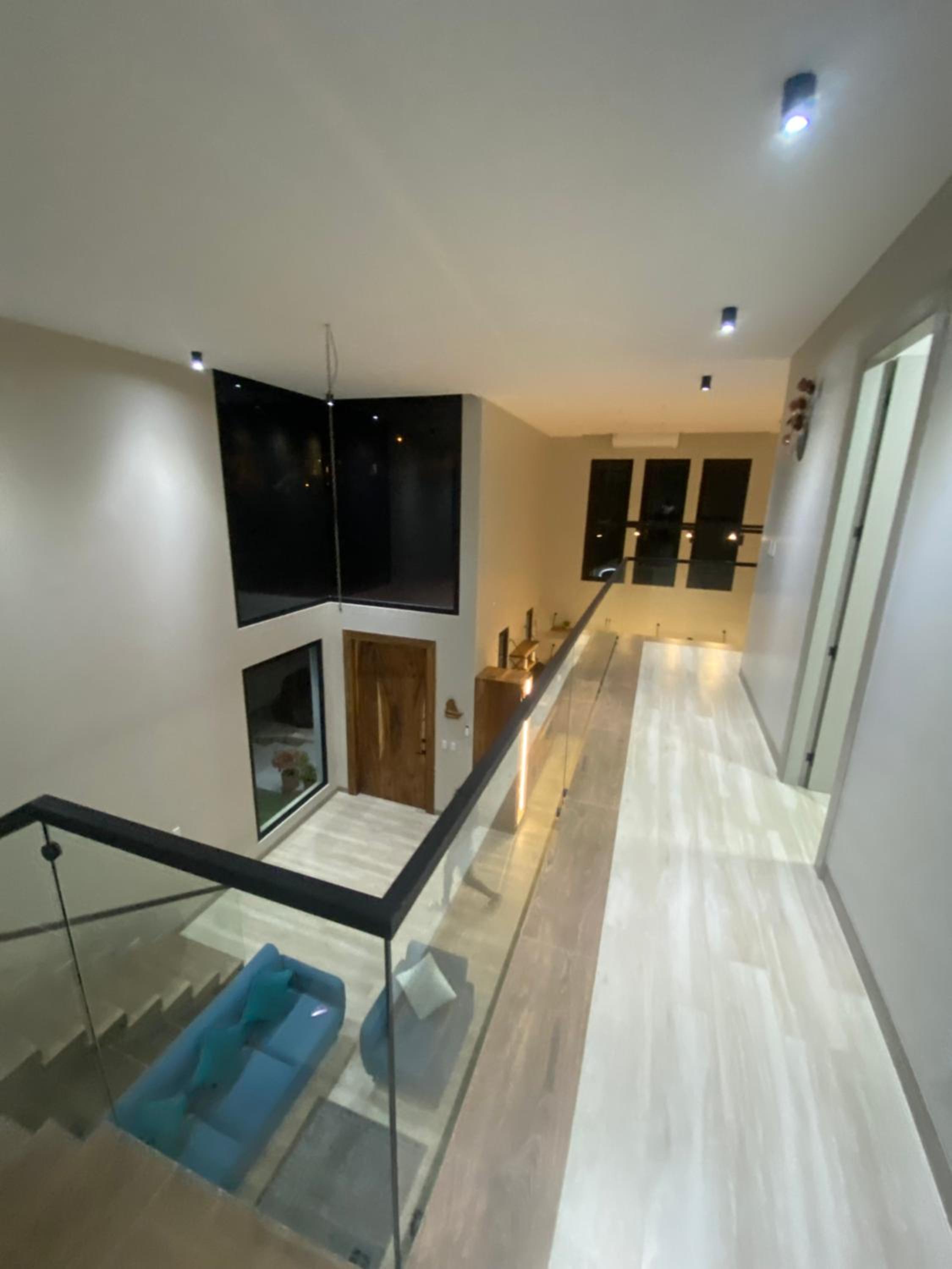 Villa photo 1