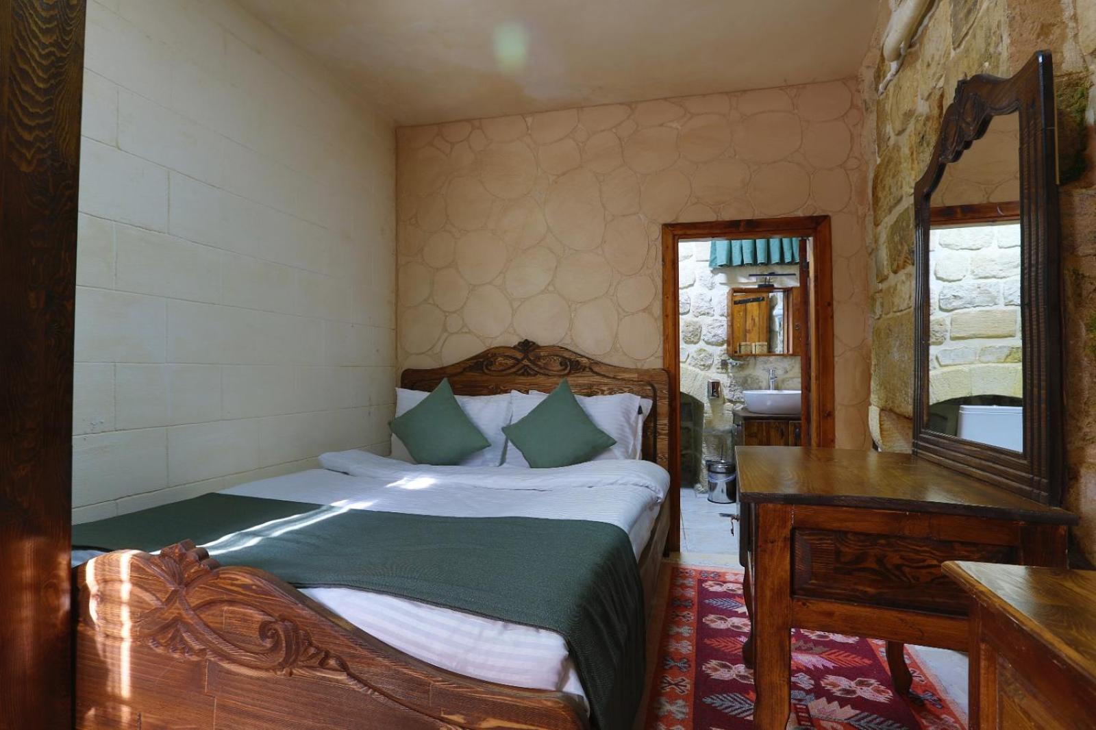 Standard Double Room photo 2