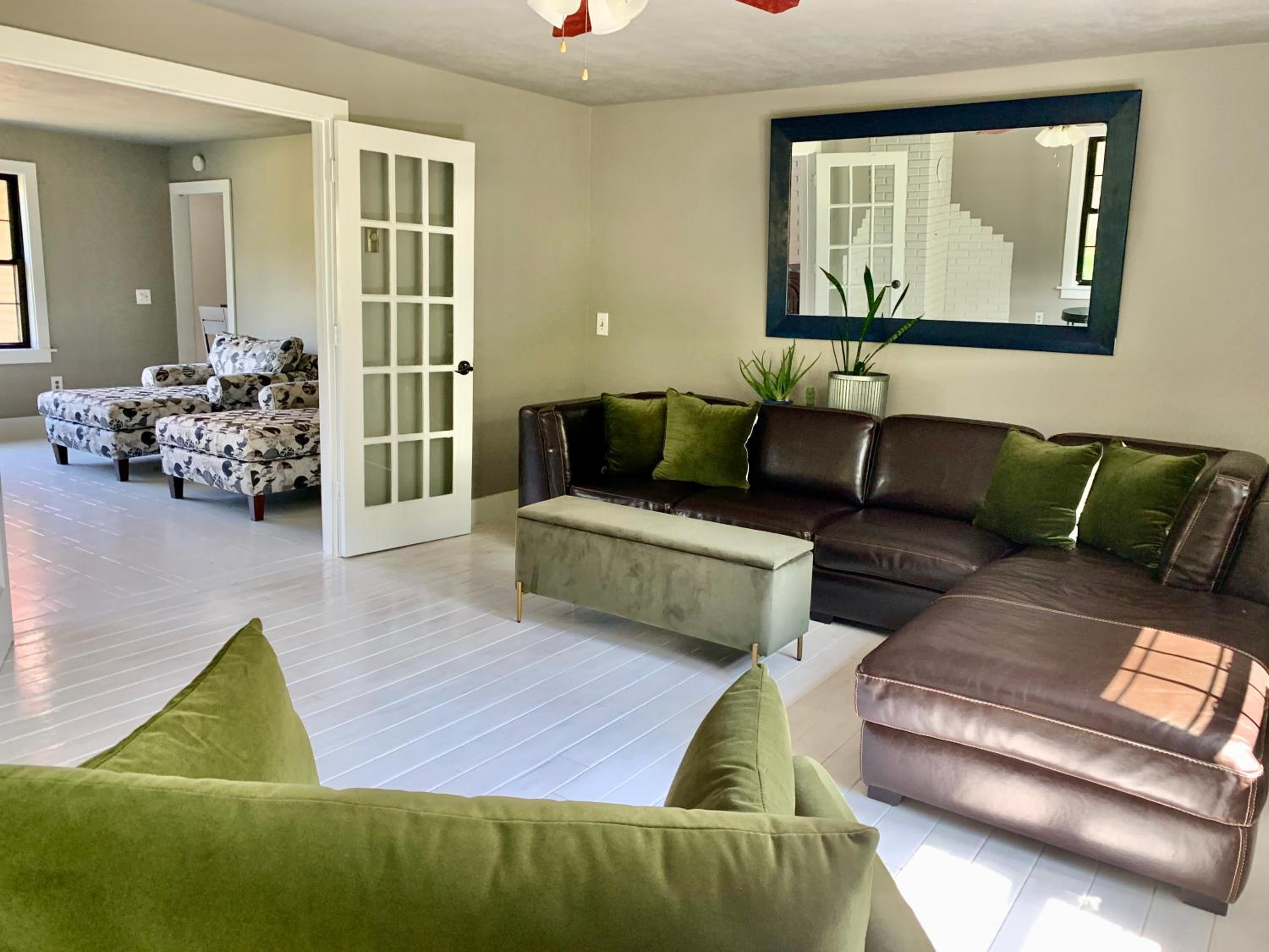 Three-Bedroom House photo 1