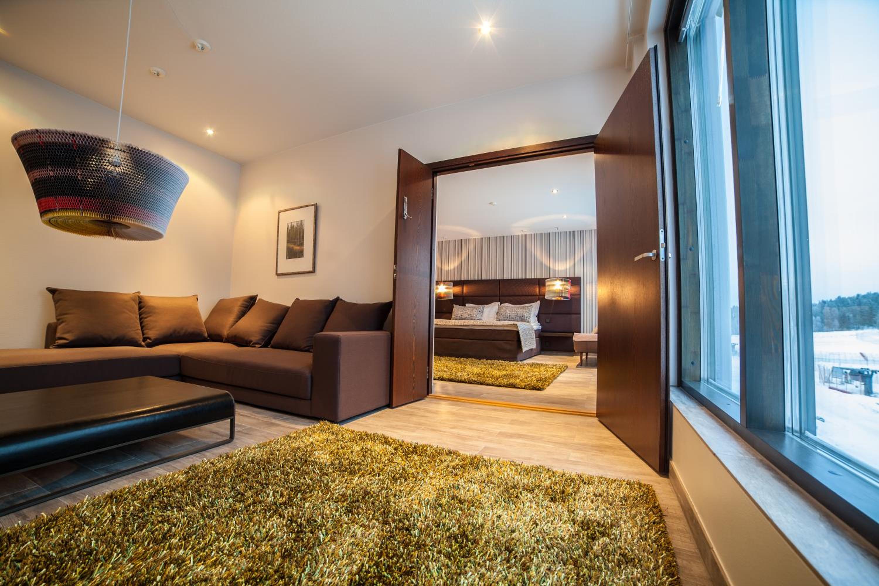 Deluxe King Suite photo 1
