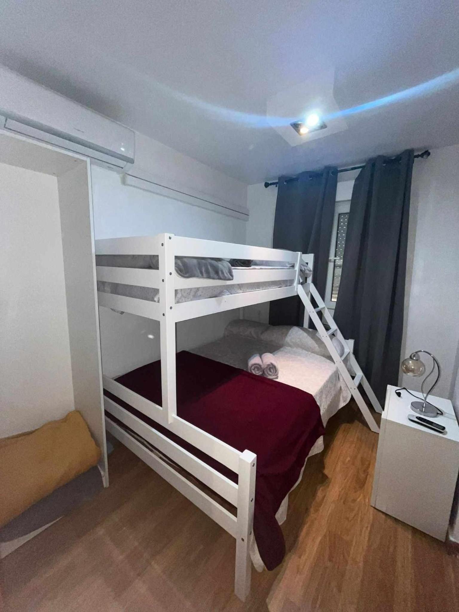 Two-Bedroom Apartment - Photo 18