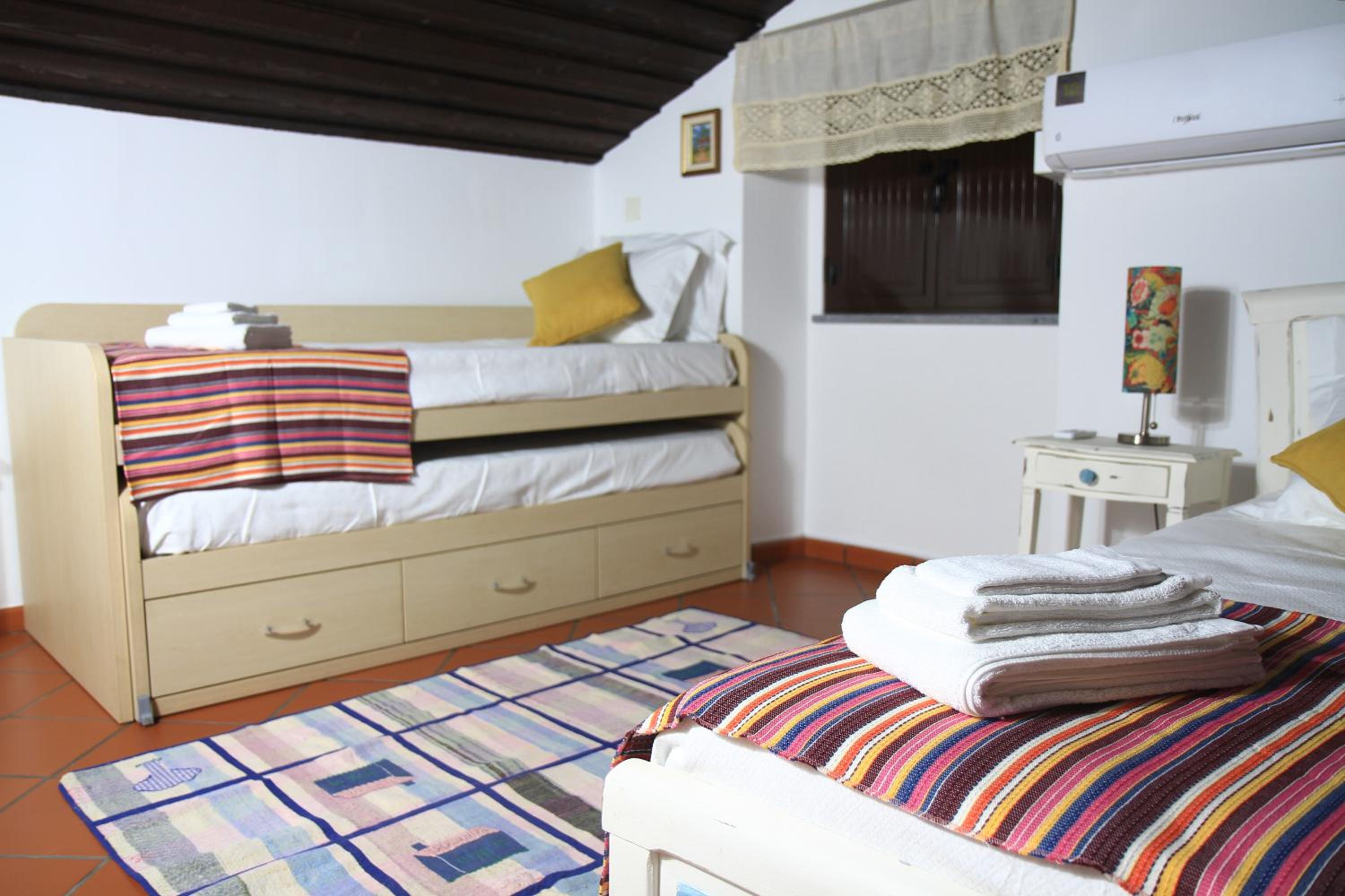 Four-Bedroom House photo 1