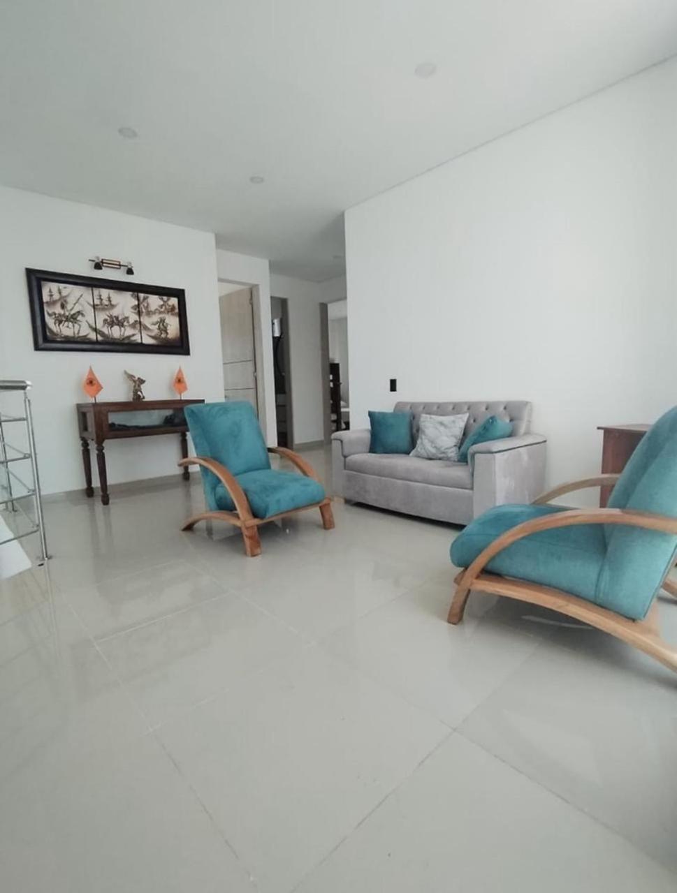 One-Bedroom House photo 1