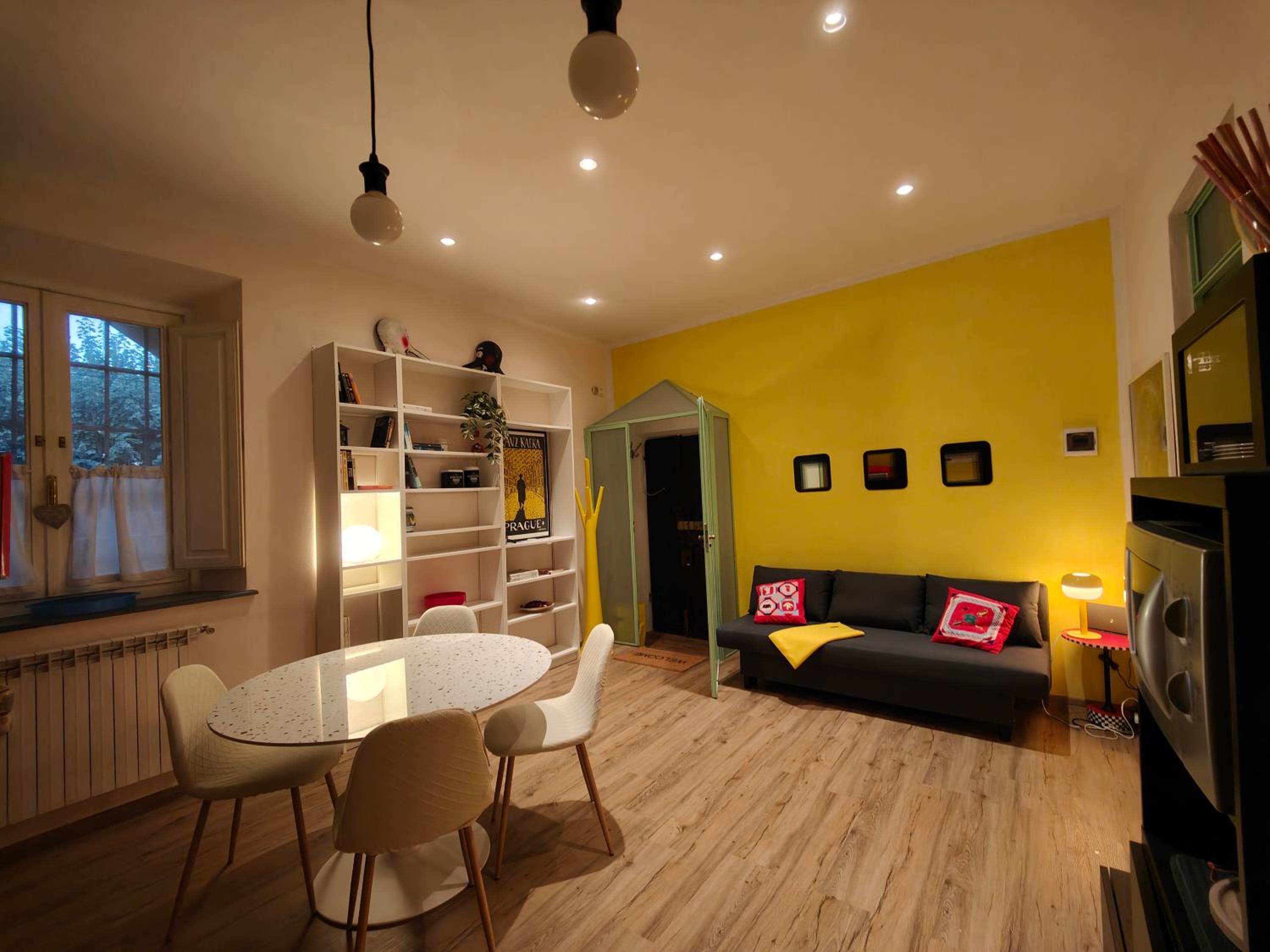 One-Bedroom Apartment