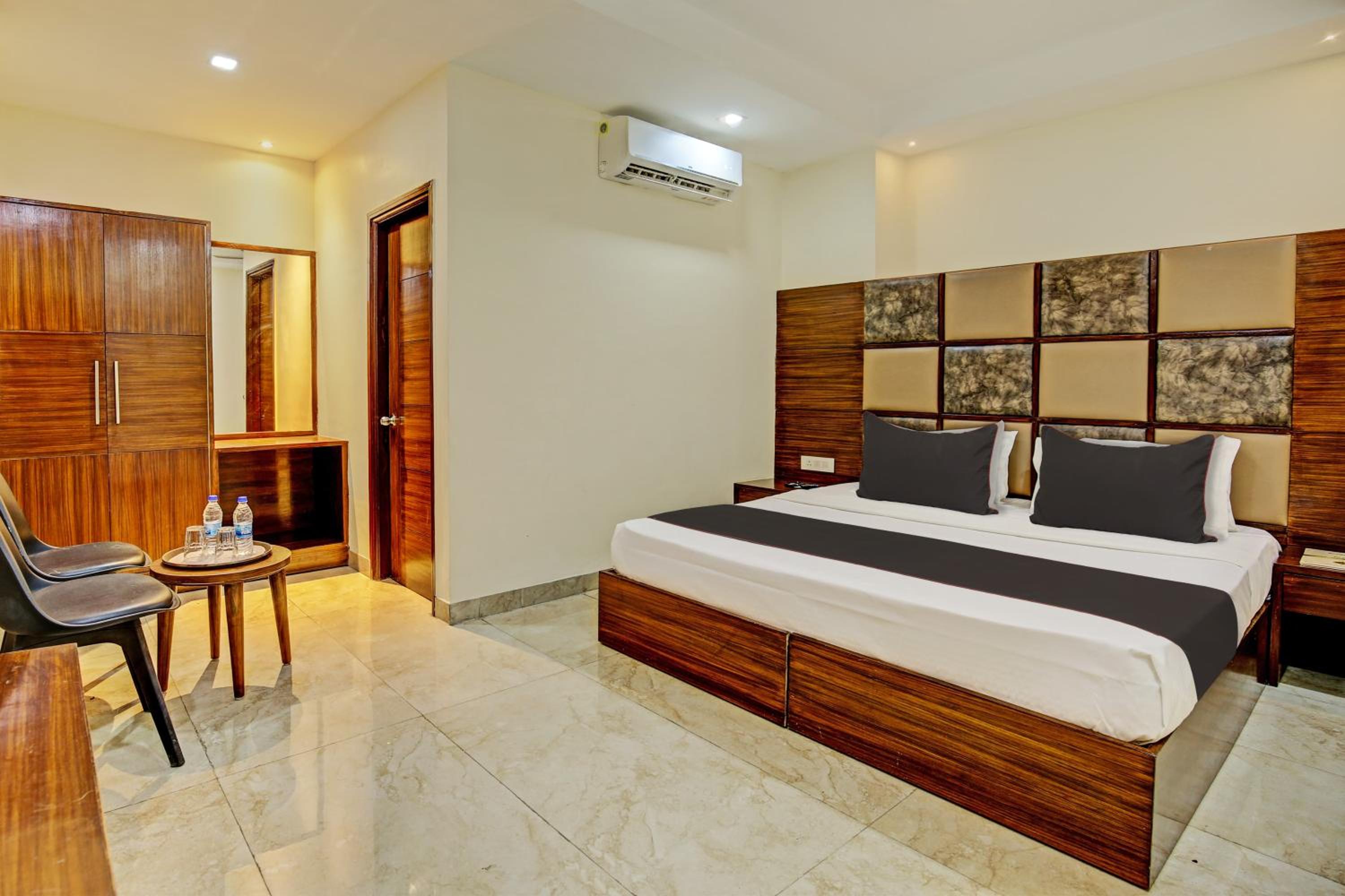 Classic Triple Room photo 1
