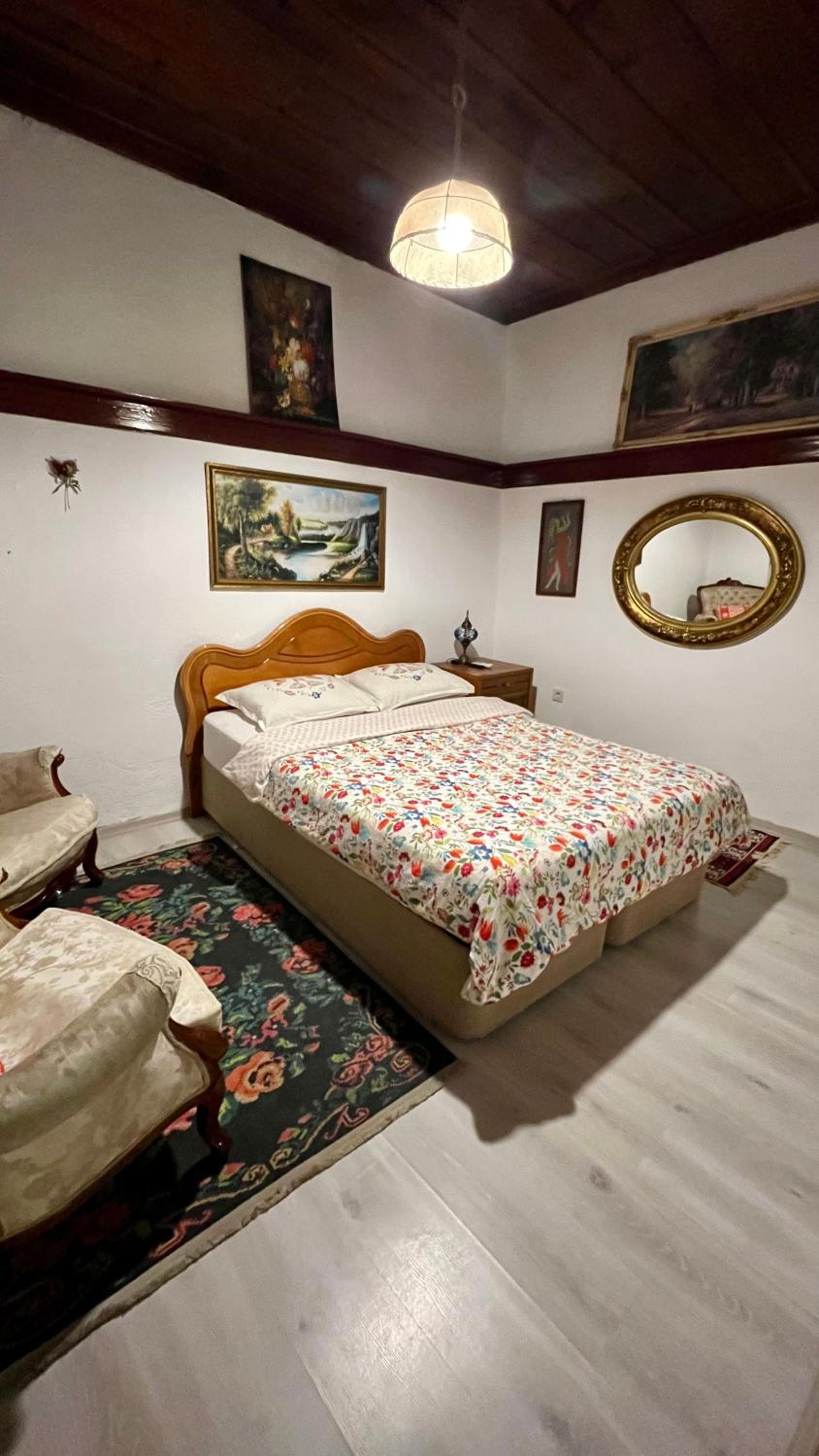 Budget Double Room photo 3