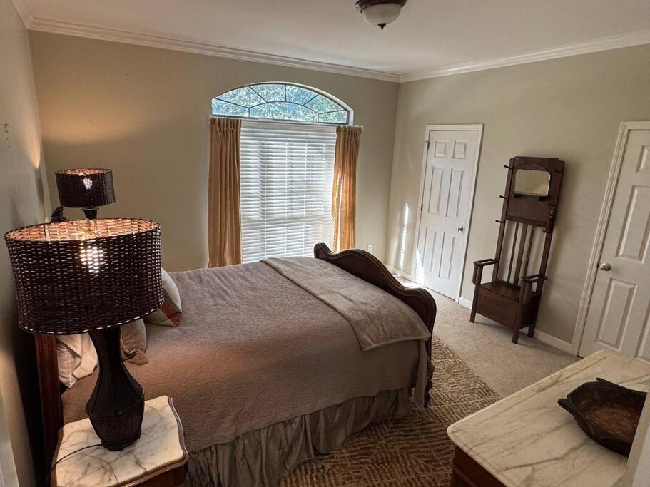 Three-Bedroom House photo 3