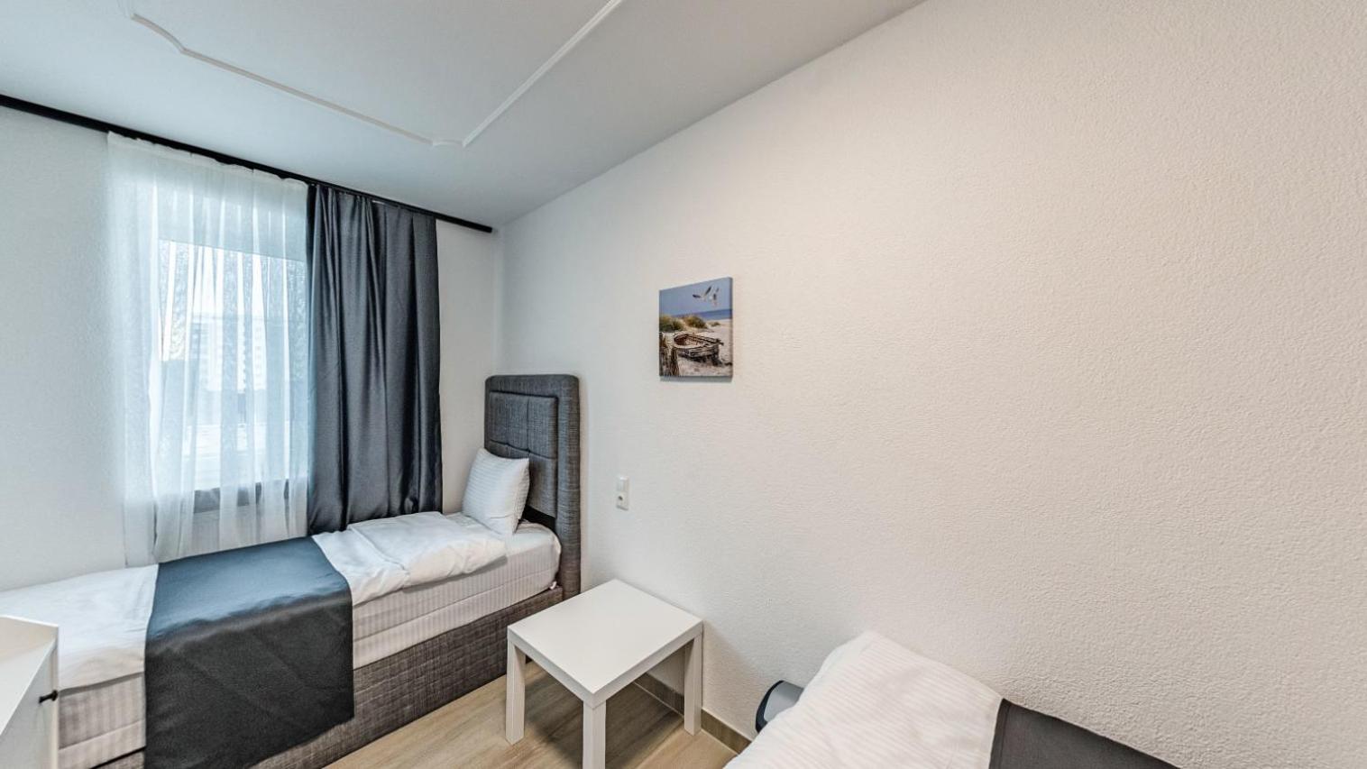 Twin Room with Shower