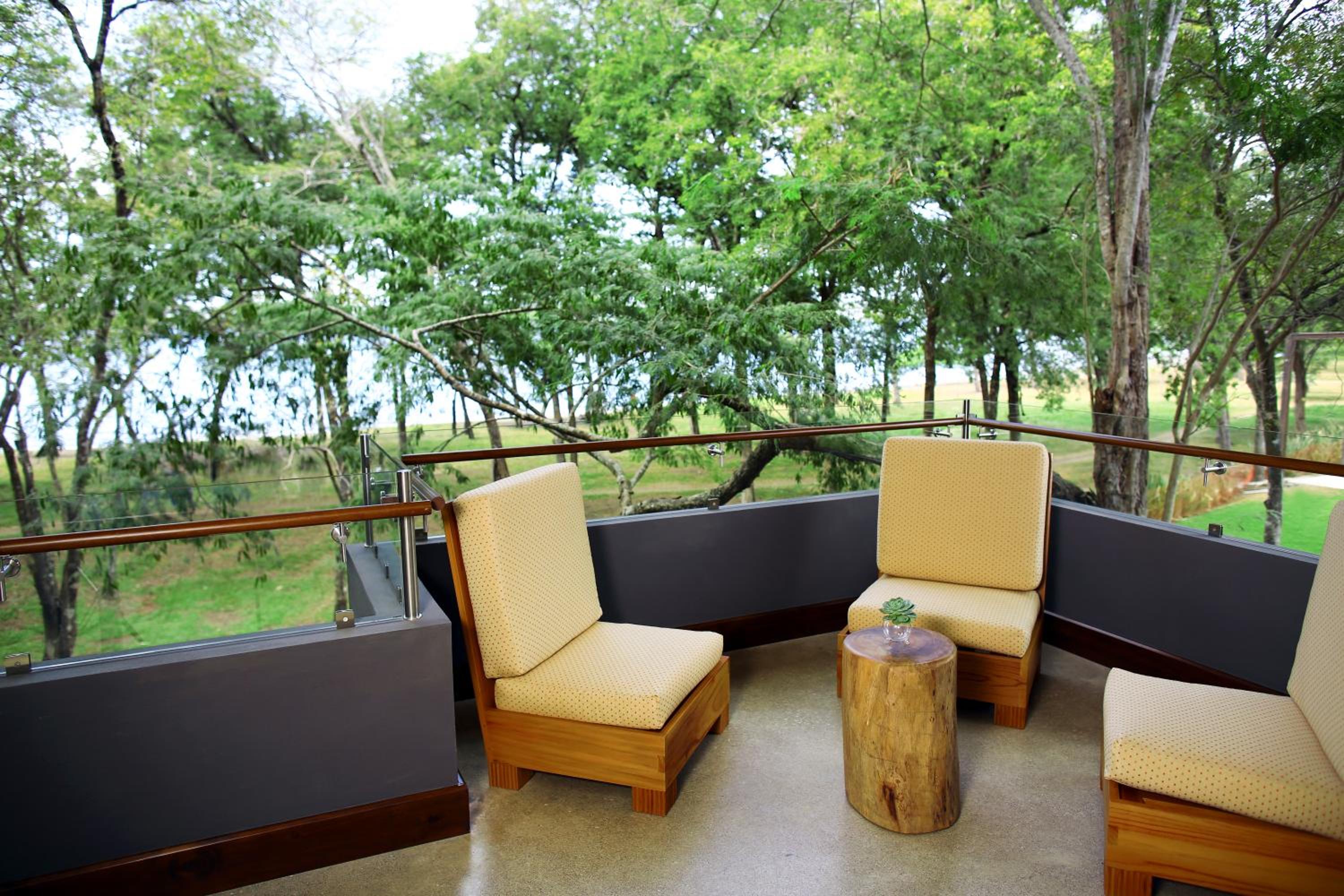 Canopy Grand One-Bedroom Large King Suite with Resort View