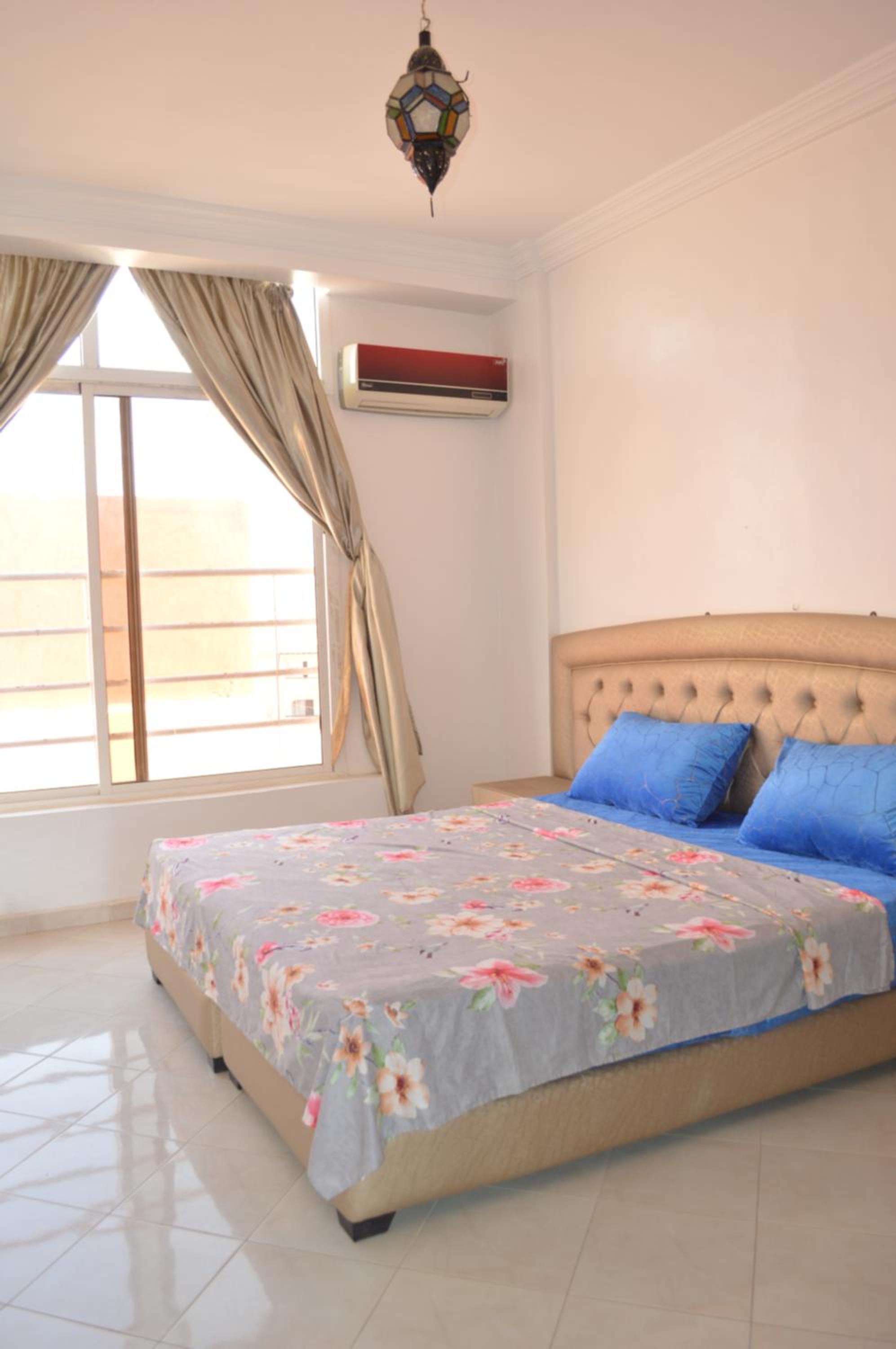 Bed in 4-Bed Dormitory Room photo 1