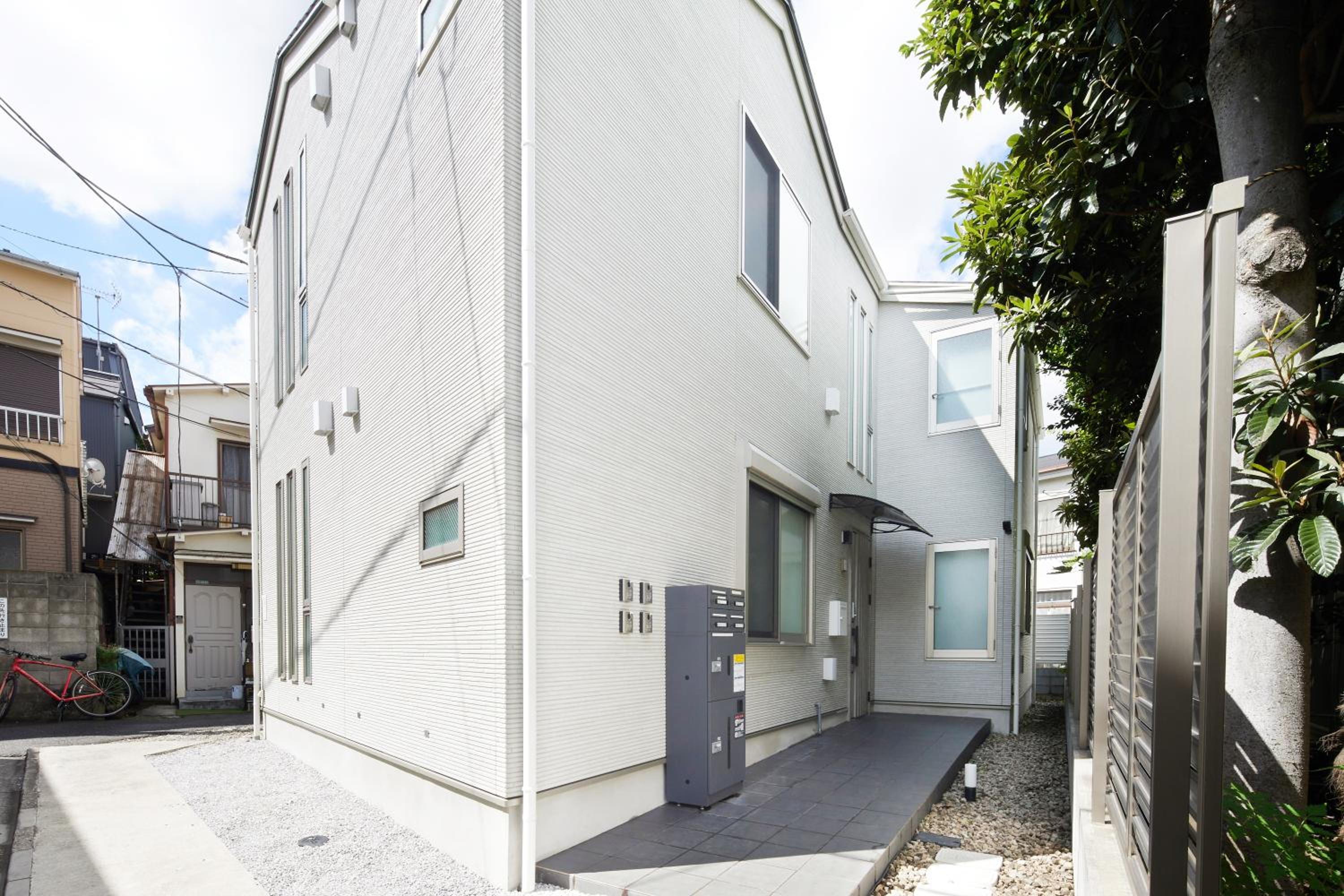 One-Bedroom Apartment - Non-Smoking