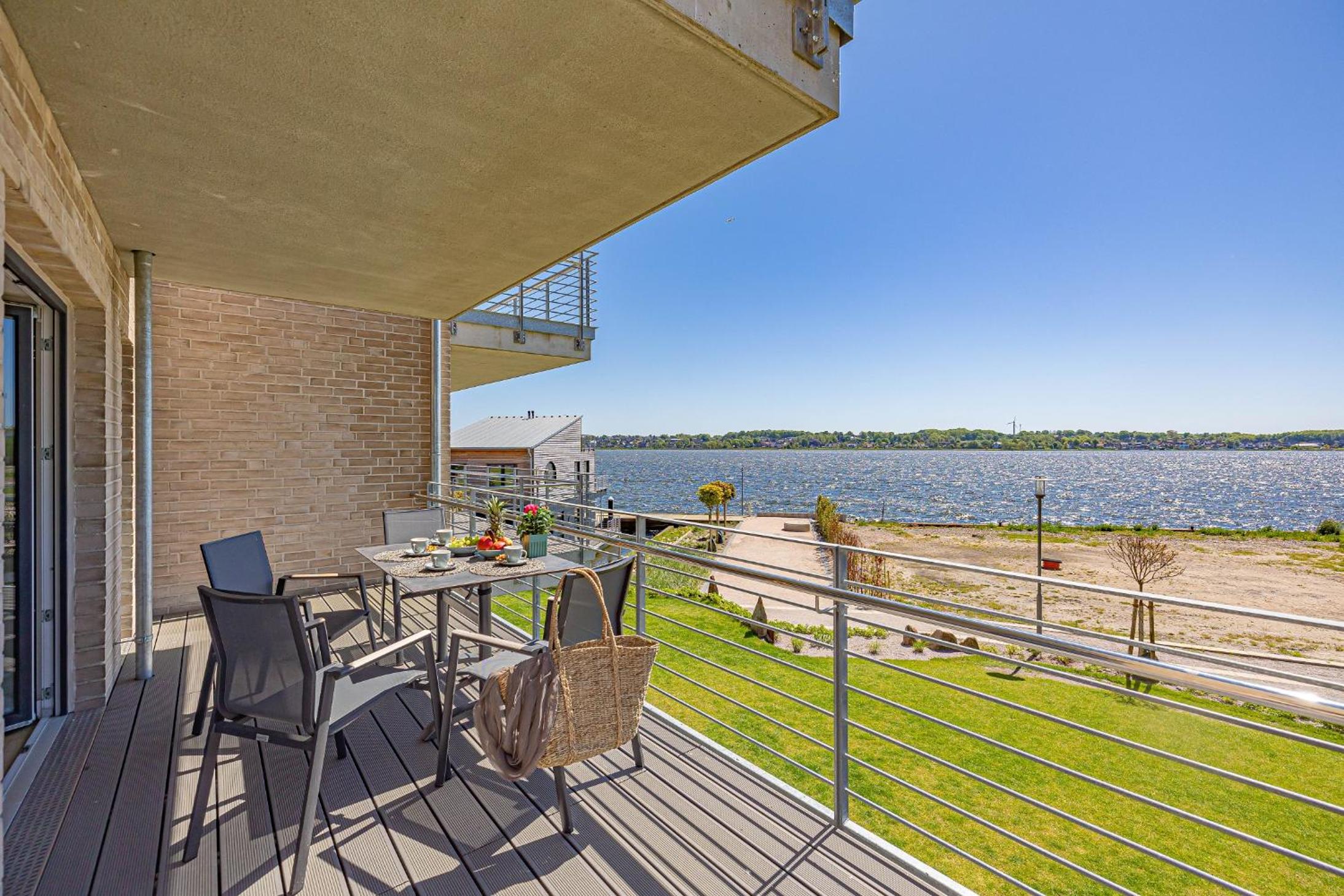 Apartment with Sea View photo 1