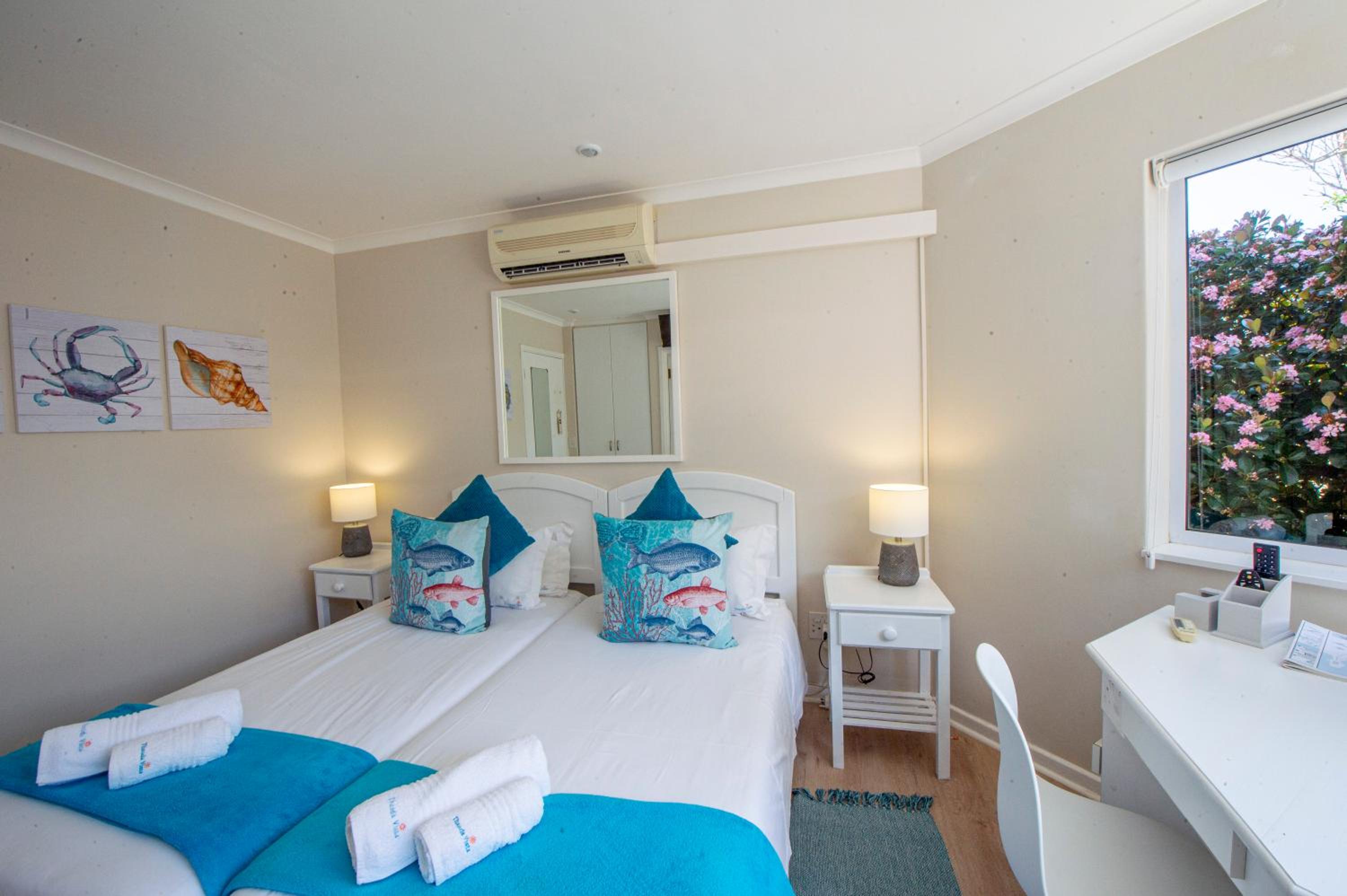 Twin Room - Photo 4