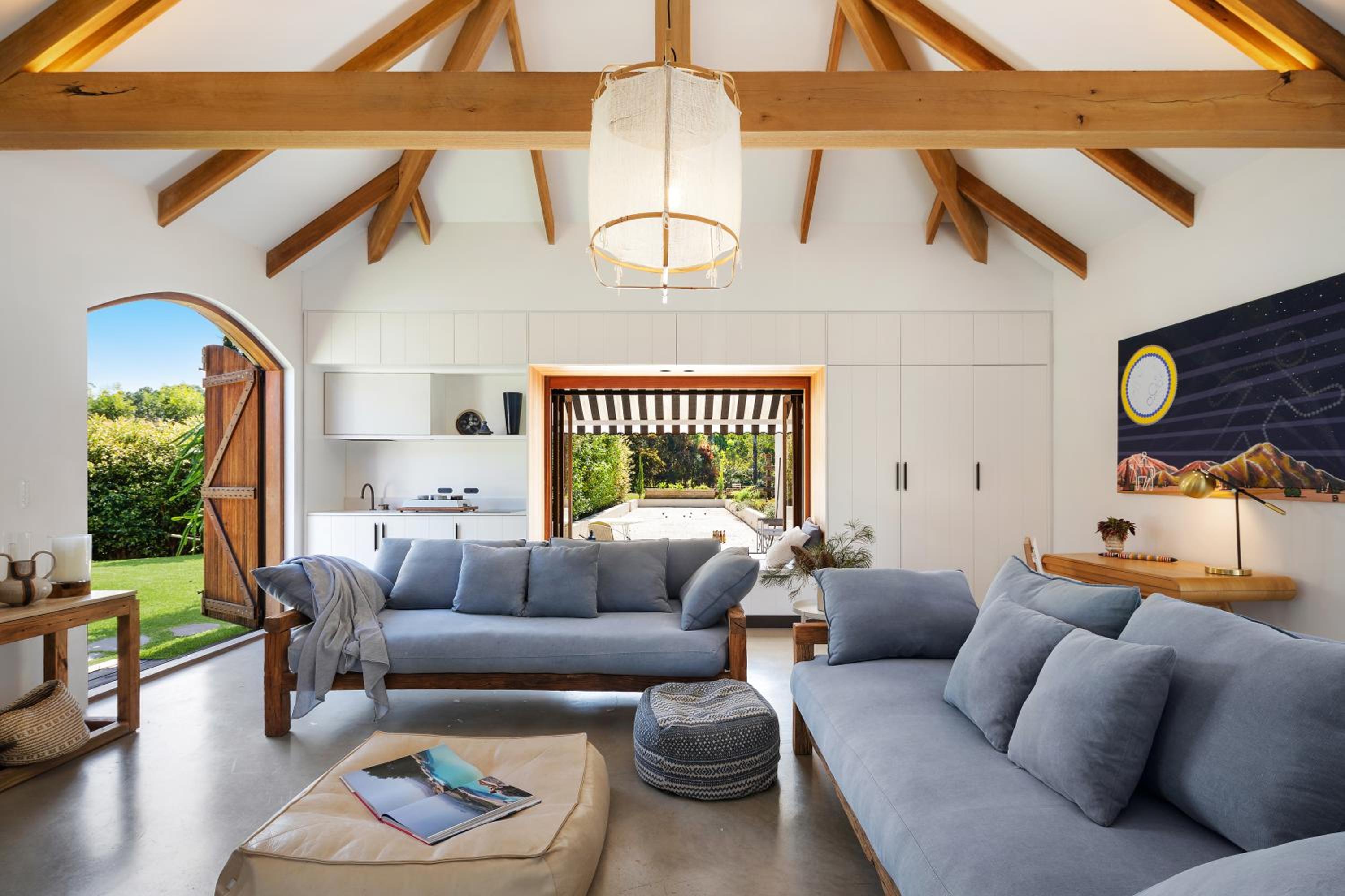 Four-Bedroom House photo 1
