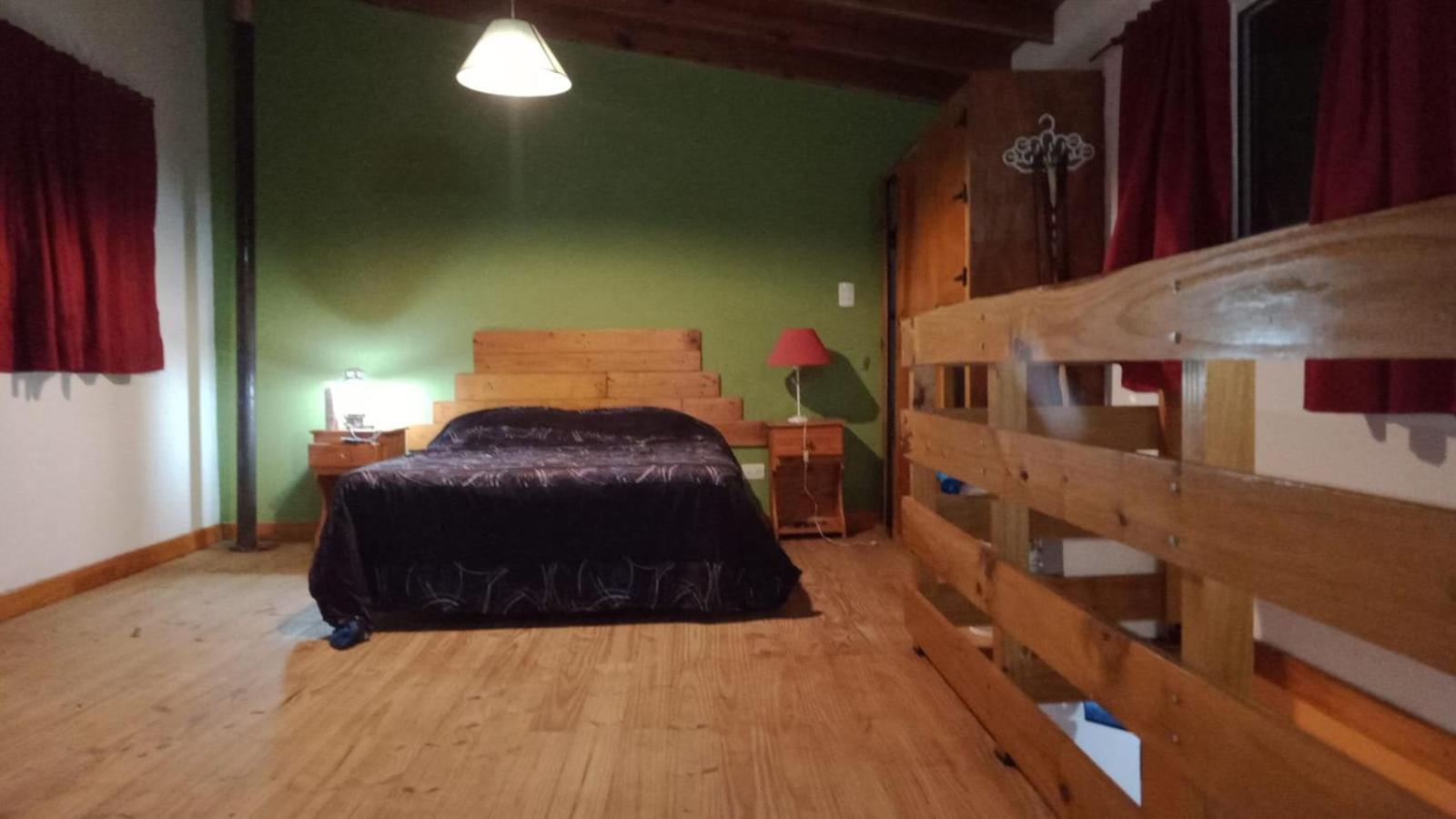 One-Bedroom House photo 1