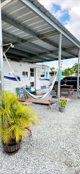 Mobile Home photo 1