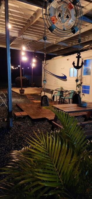 Mobile Home photo 3