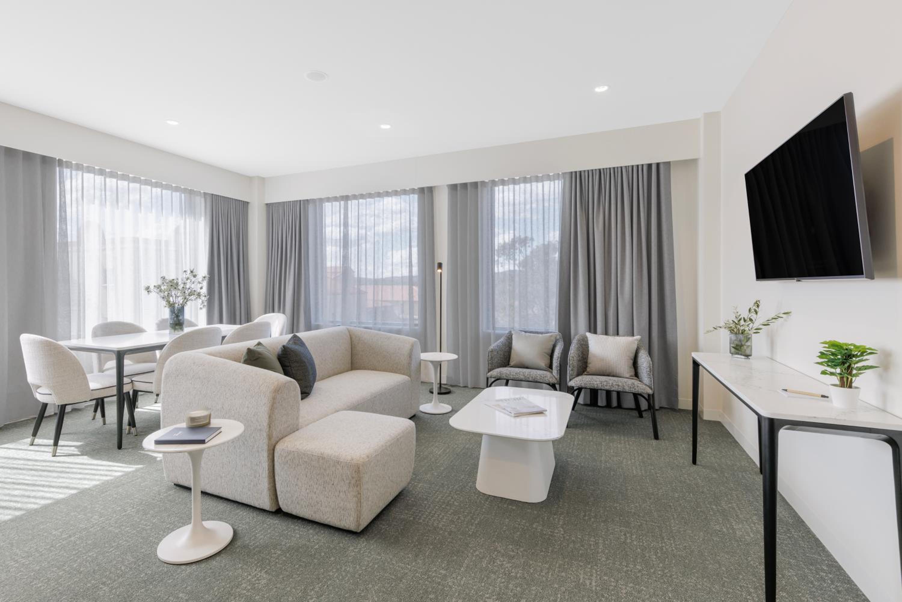 Three Bedroom Apartment - Interconnecting