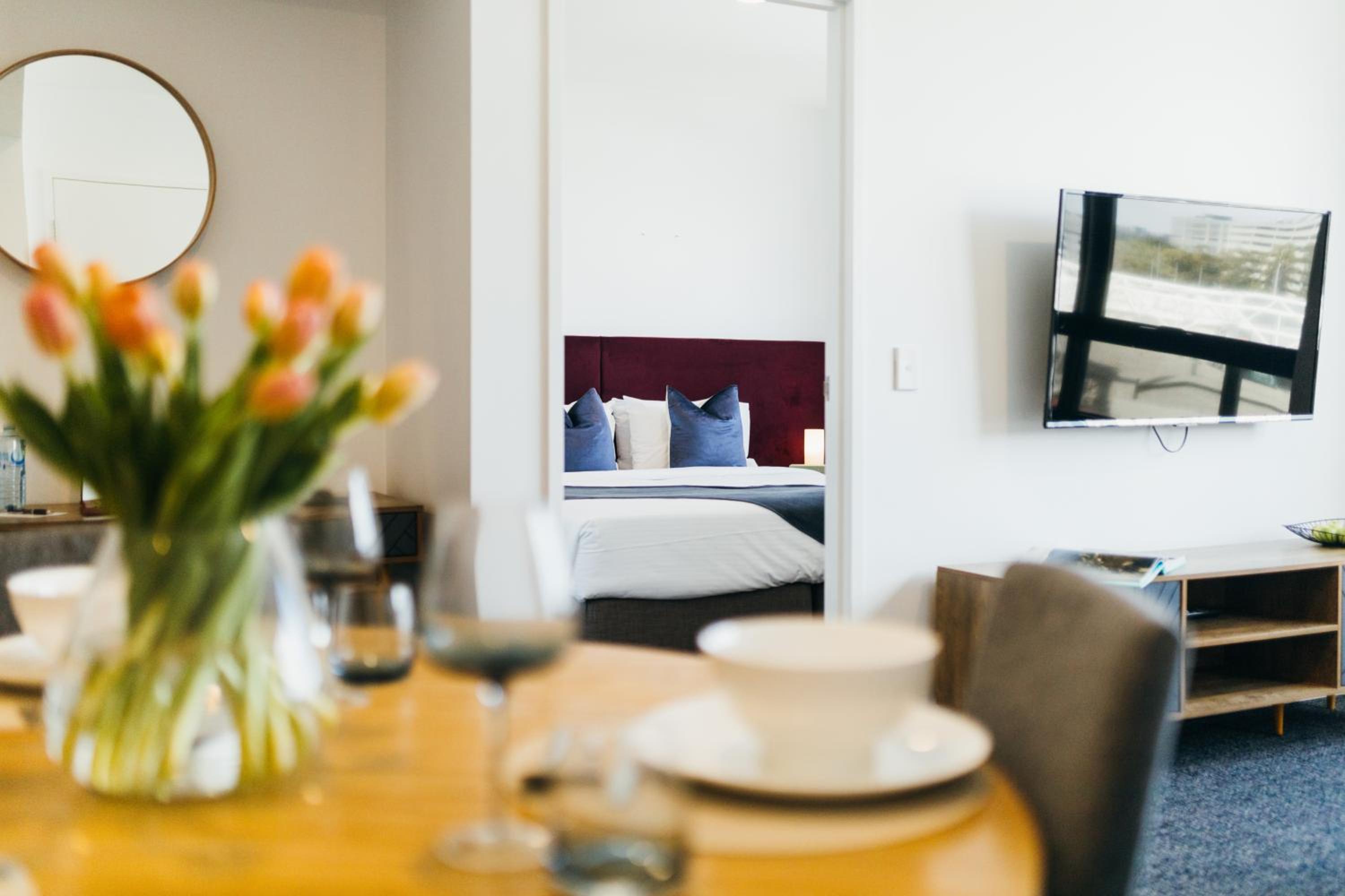One-Bedroom Apartment thumbnail 5