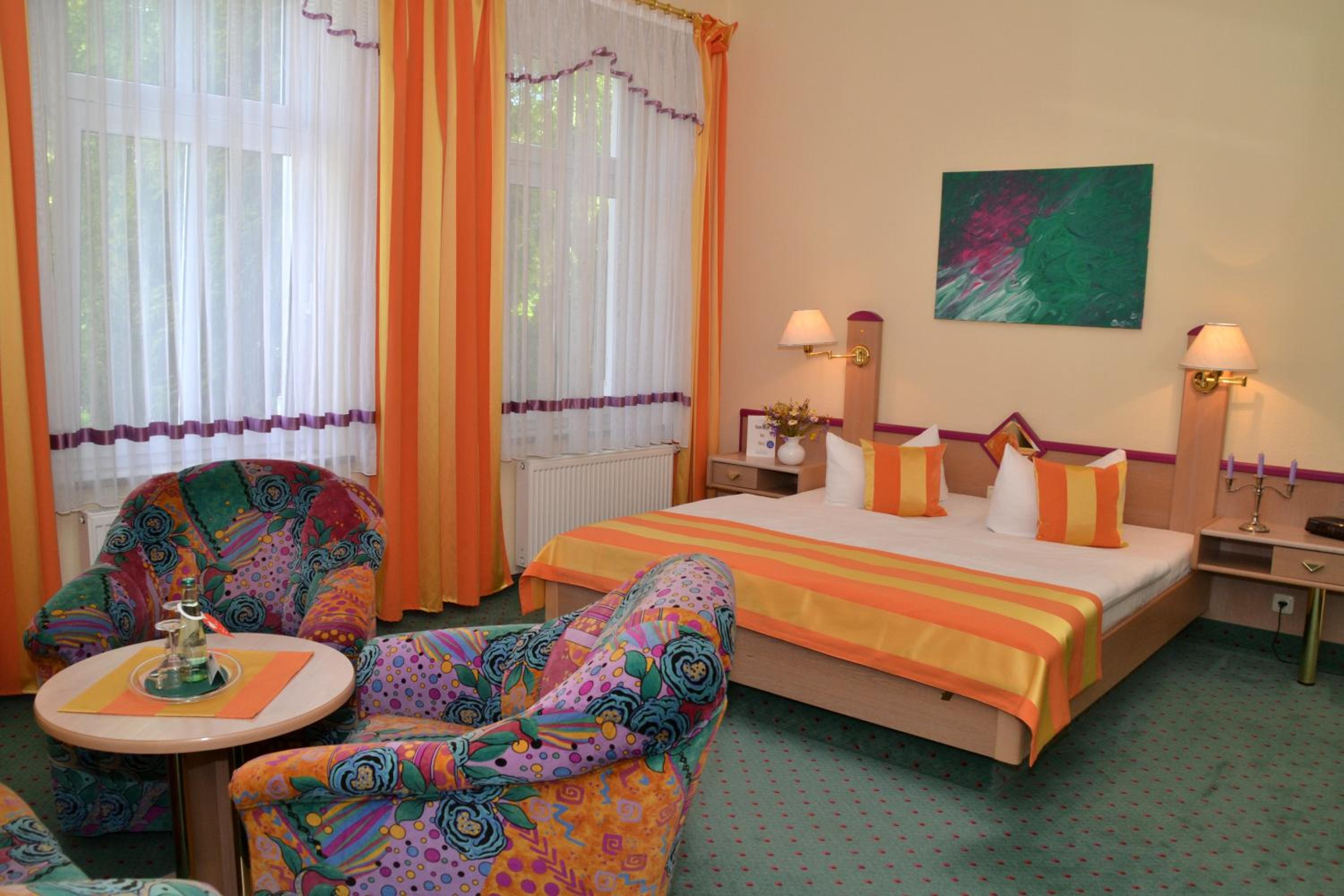 Double Room - Photo 6
