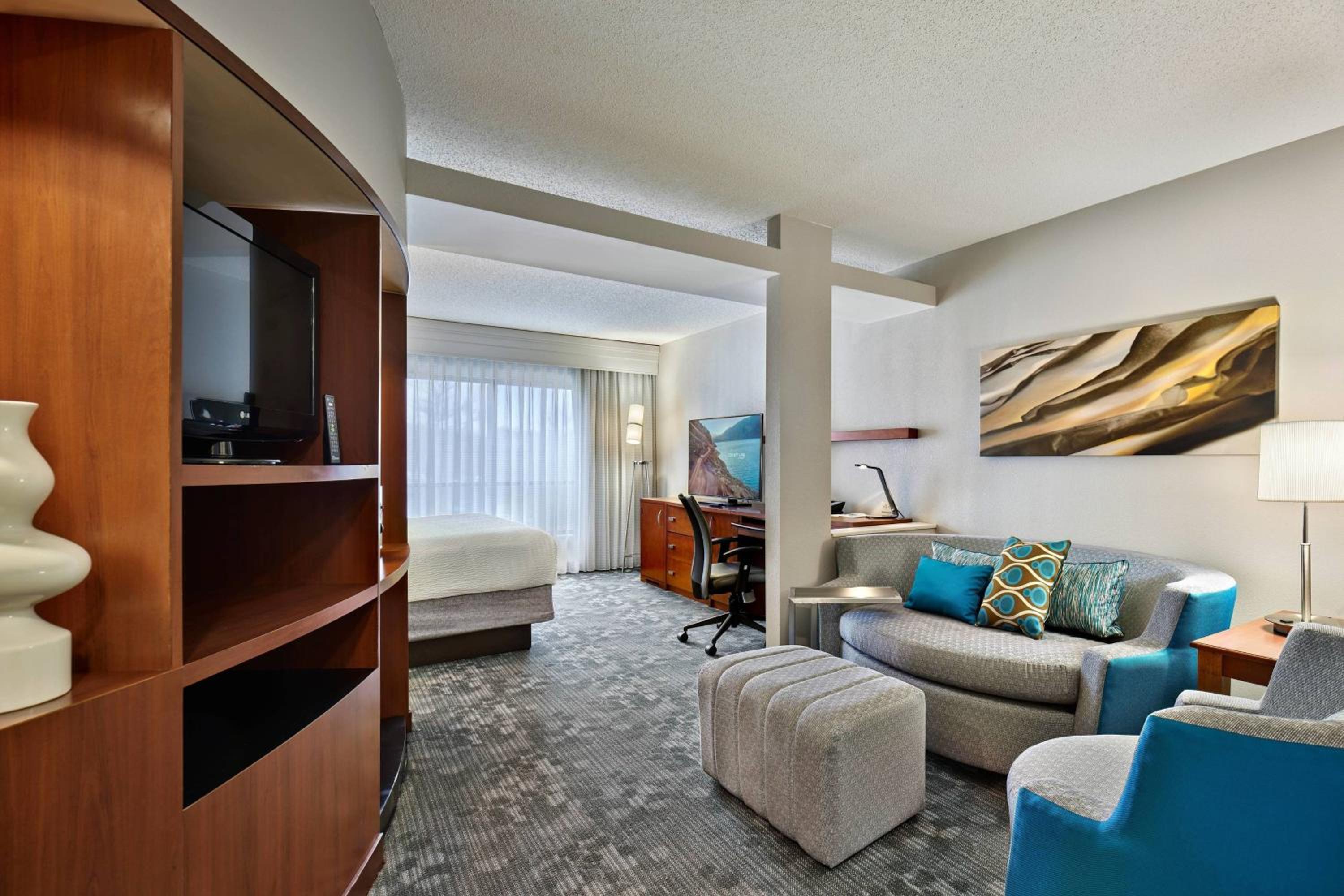 Deluxe King Room with Sofa Bed