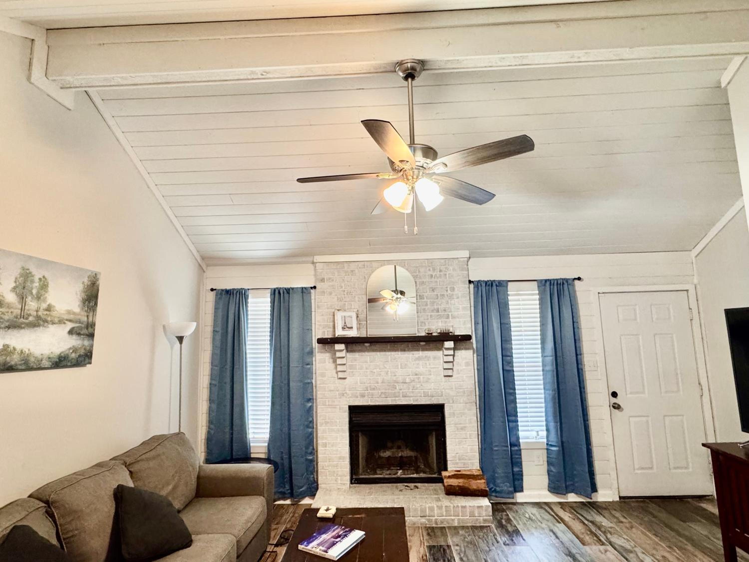 Two-Bedroom House photo 1