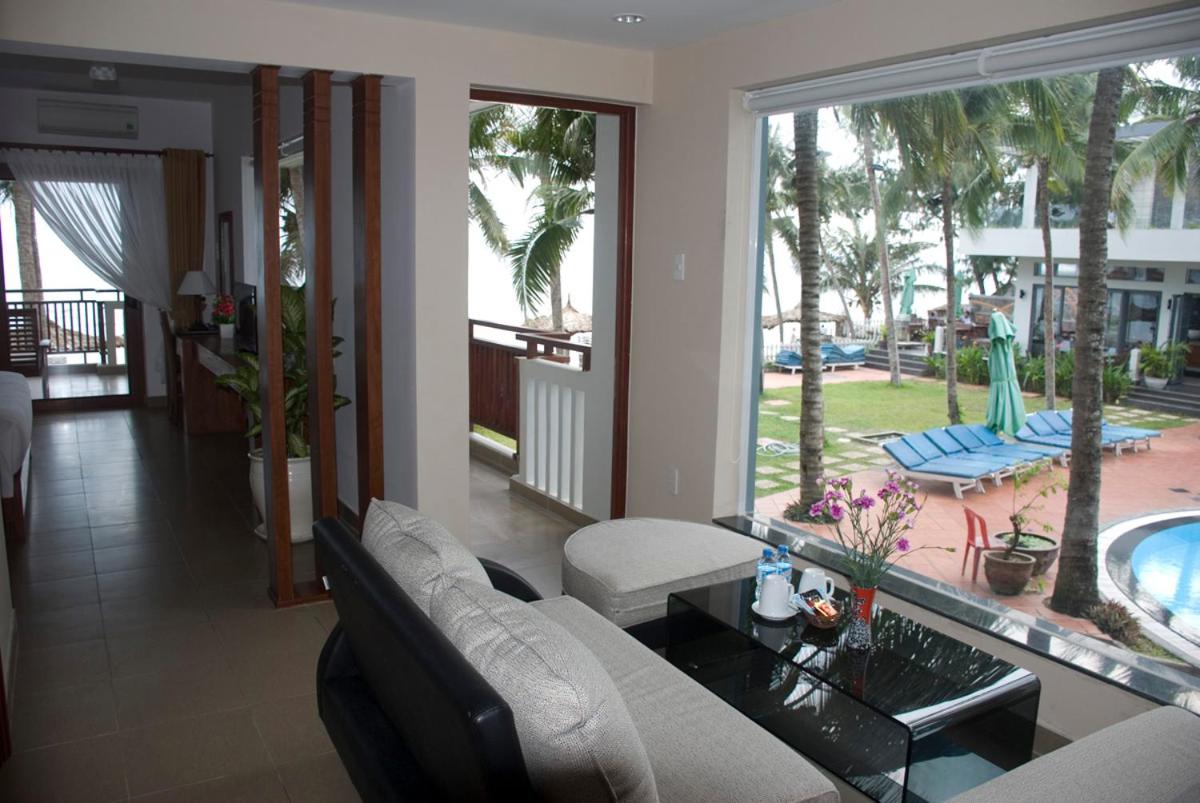 King Suite with Sea View - Photo 8