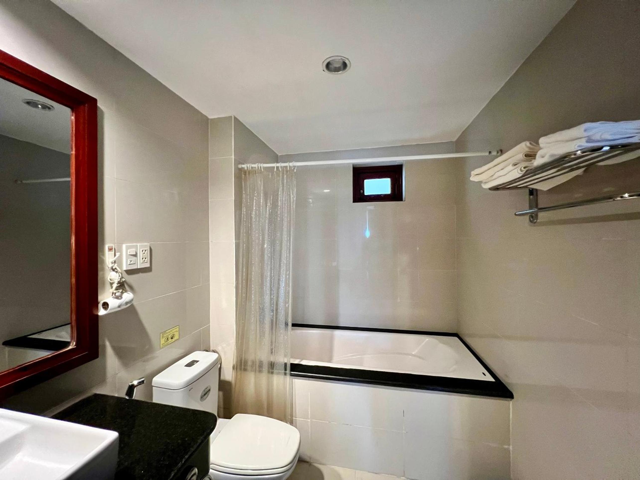 Deluxe Room with Garden View - Photo 4