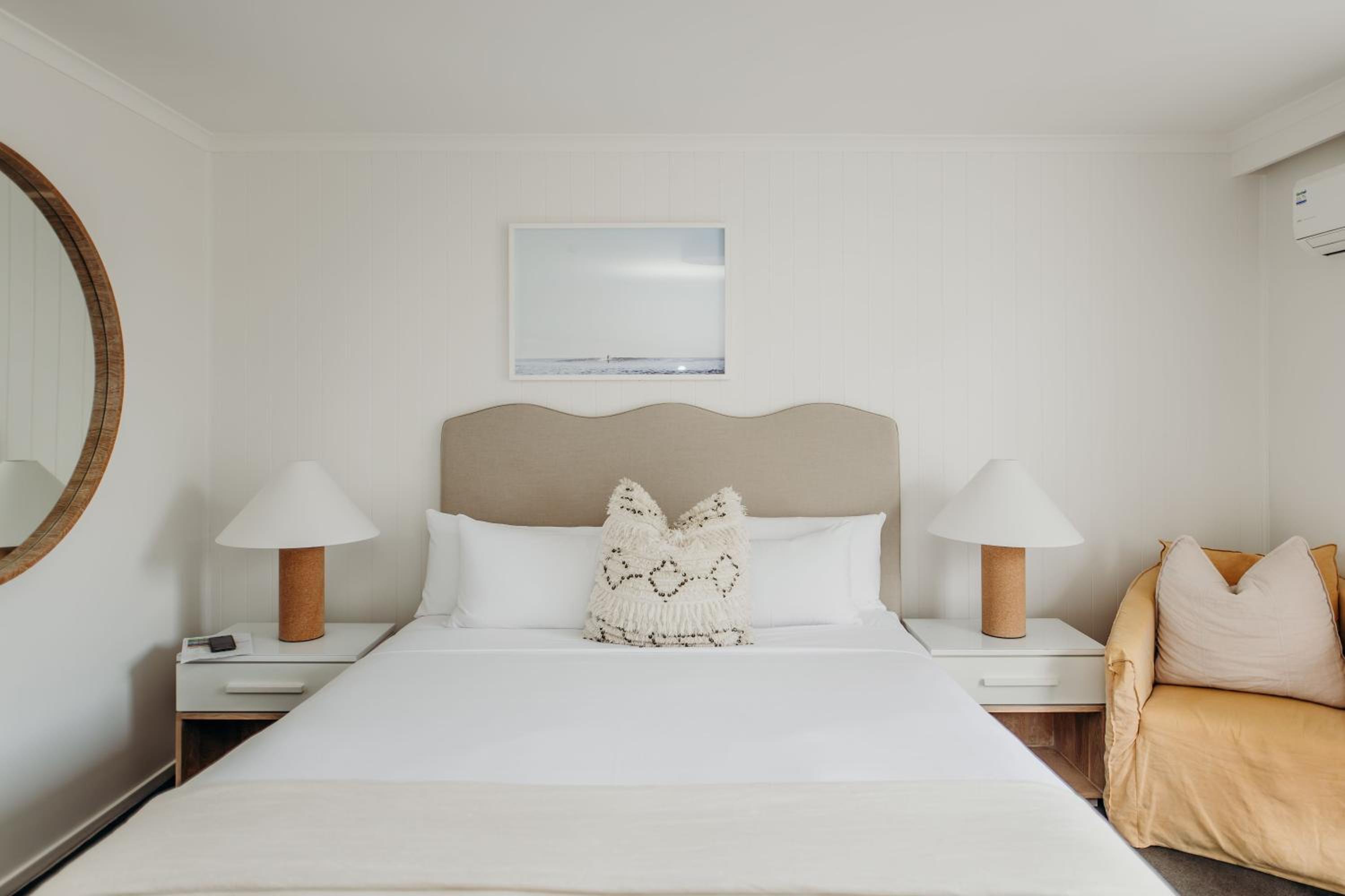 Deluxe Double or Twin Room with Sea View - Photo 7