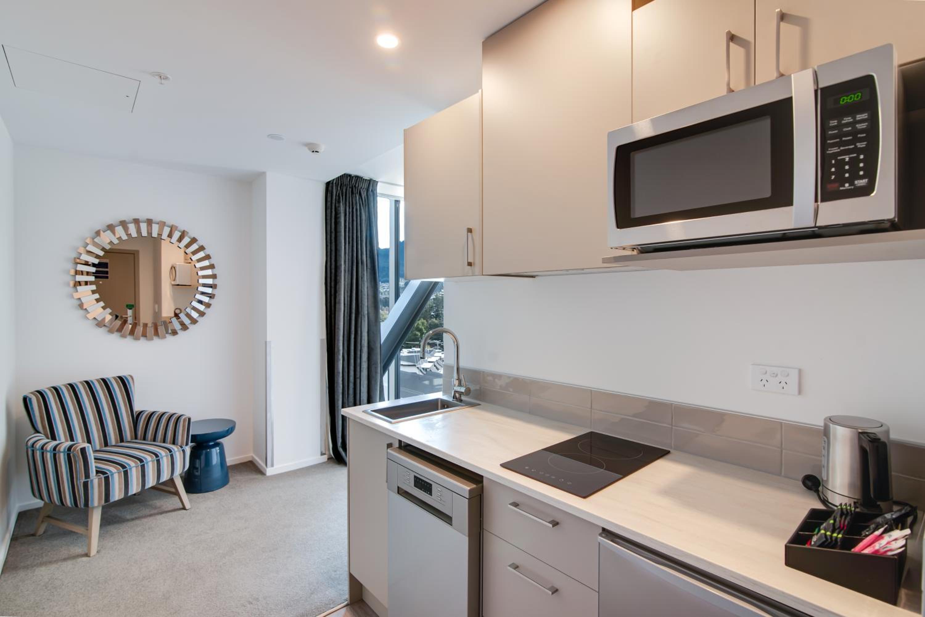 Studio Apartment Lake View - Photo 6