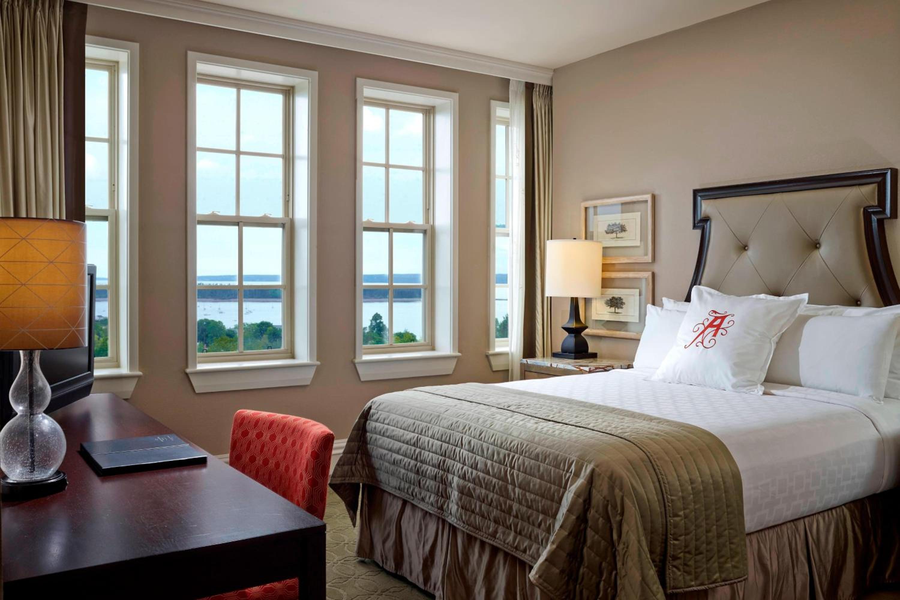 Queen Room - Photo 8