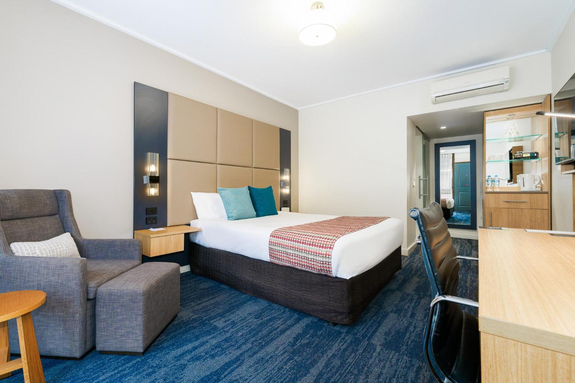 Deluxe Room - Photo 3
