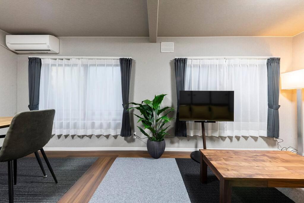 Three-Bedroom House photo 2
