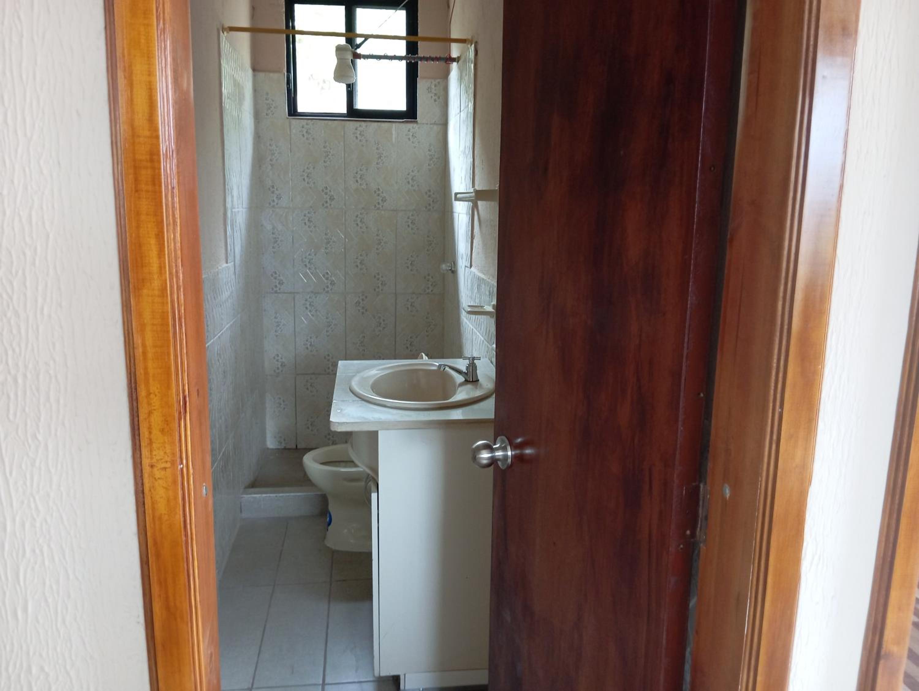 One-Bedroom House photo 2