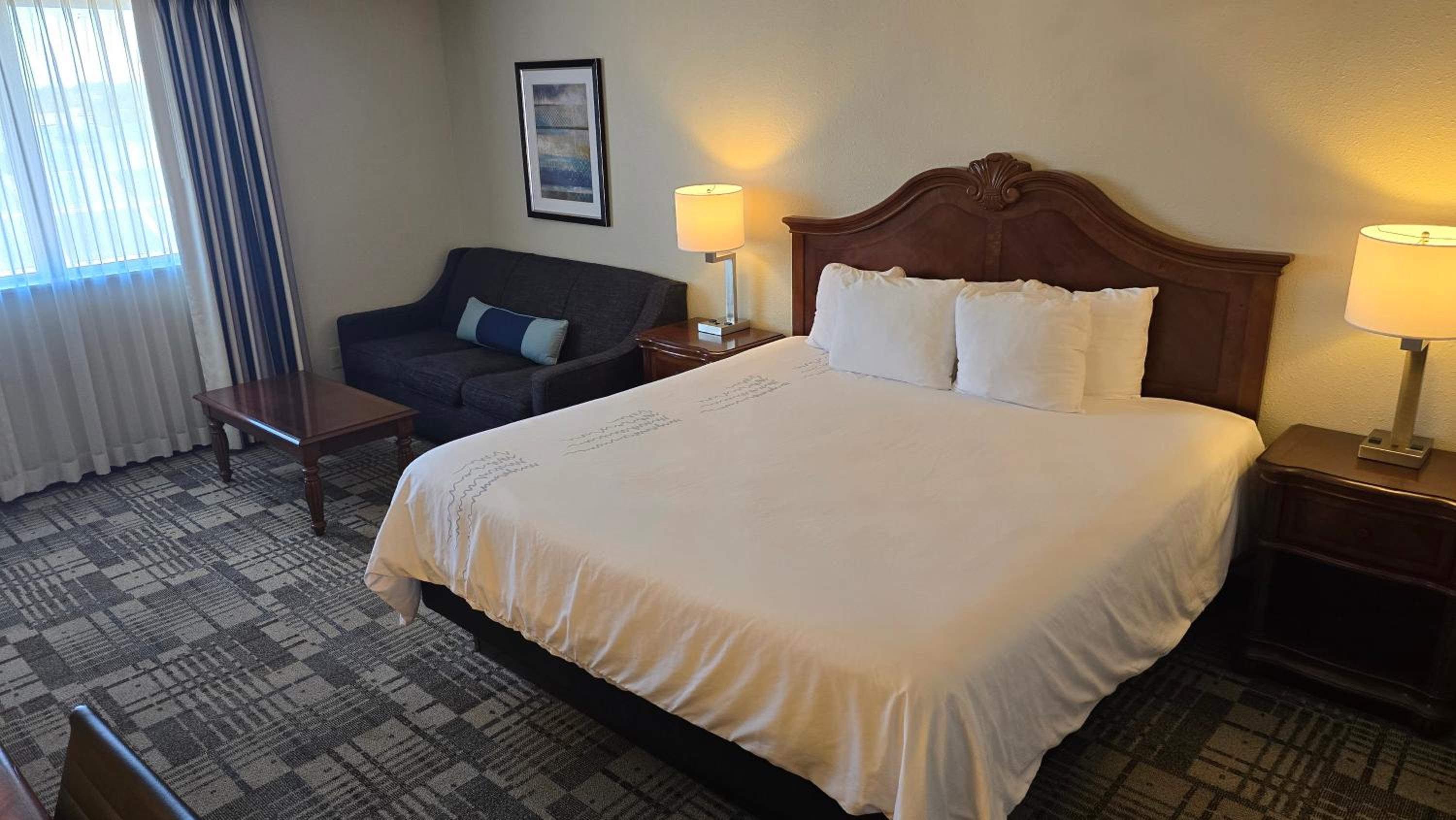 King Room with Sofa Bed - Non-Smoking - Photo 1